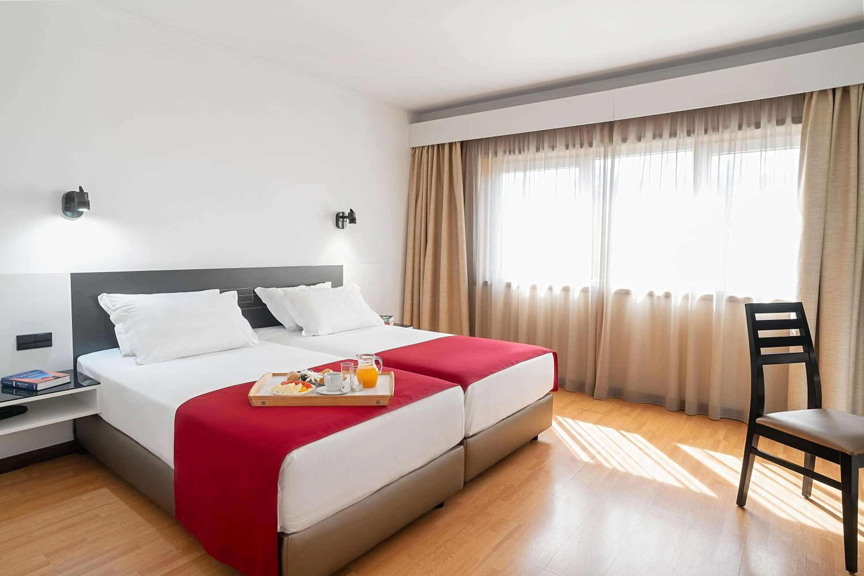 Twin Room in Hotel Amadeos - Matosinhos - Porto