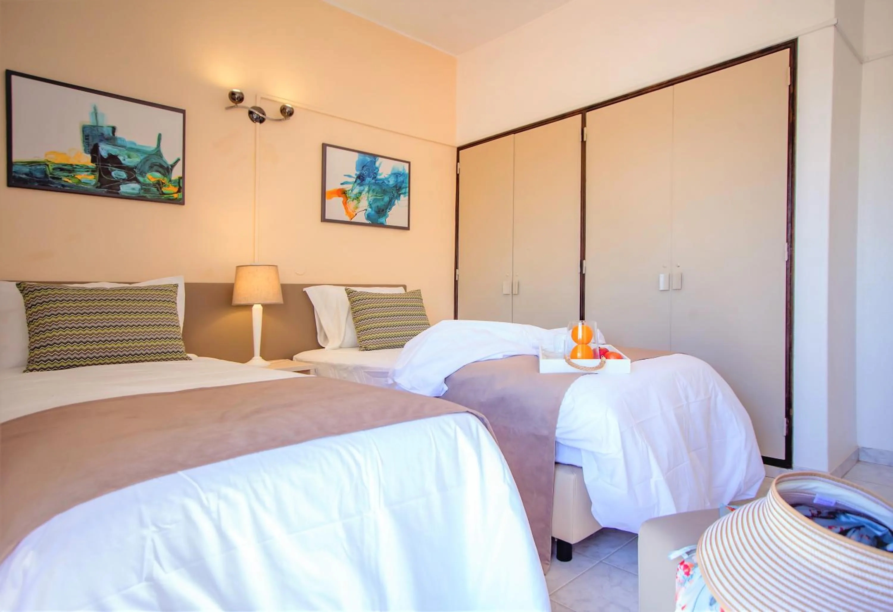 One-Bedroom Apartment in Turial Old Town Ocean View