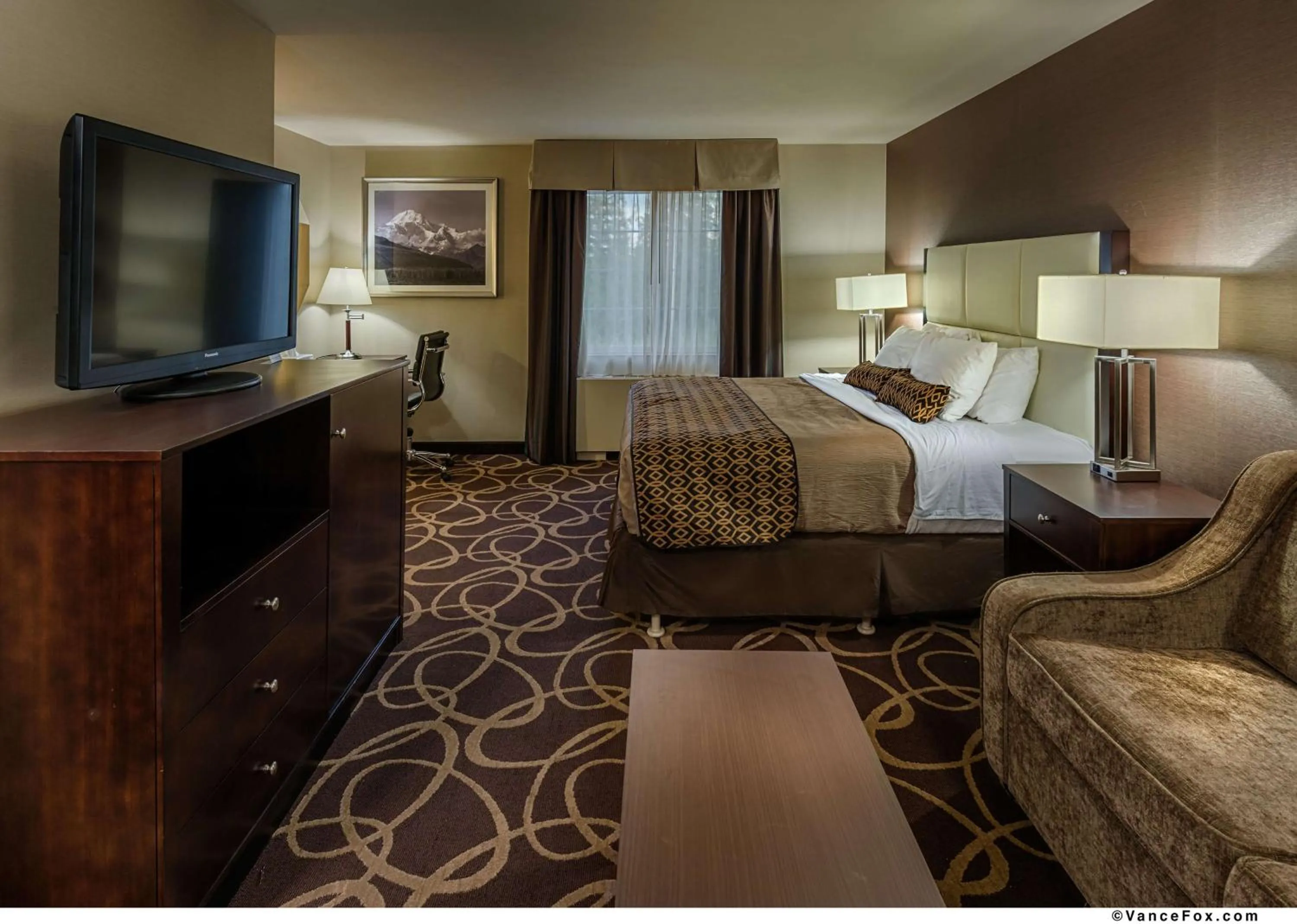 King Suite - Non-Smoking in Best Western Plus Pioneer Park Inn