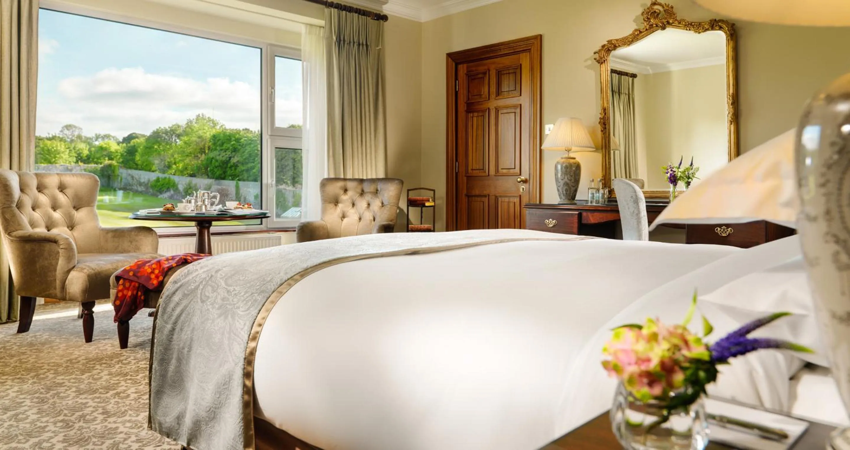 Classic King Room in Glenlo Abbey Hotel