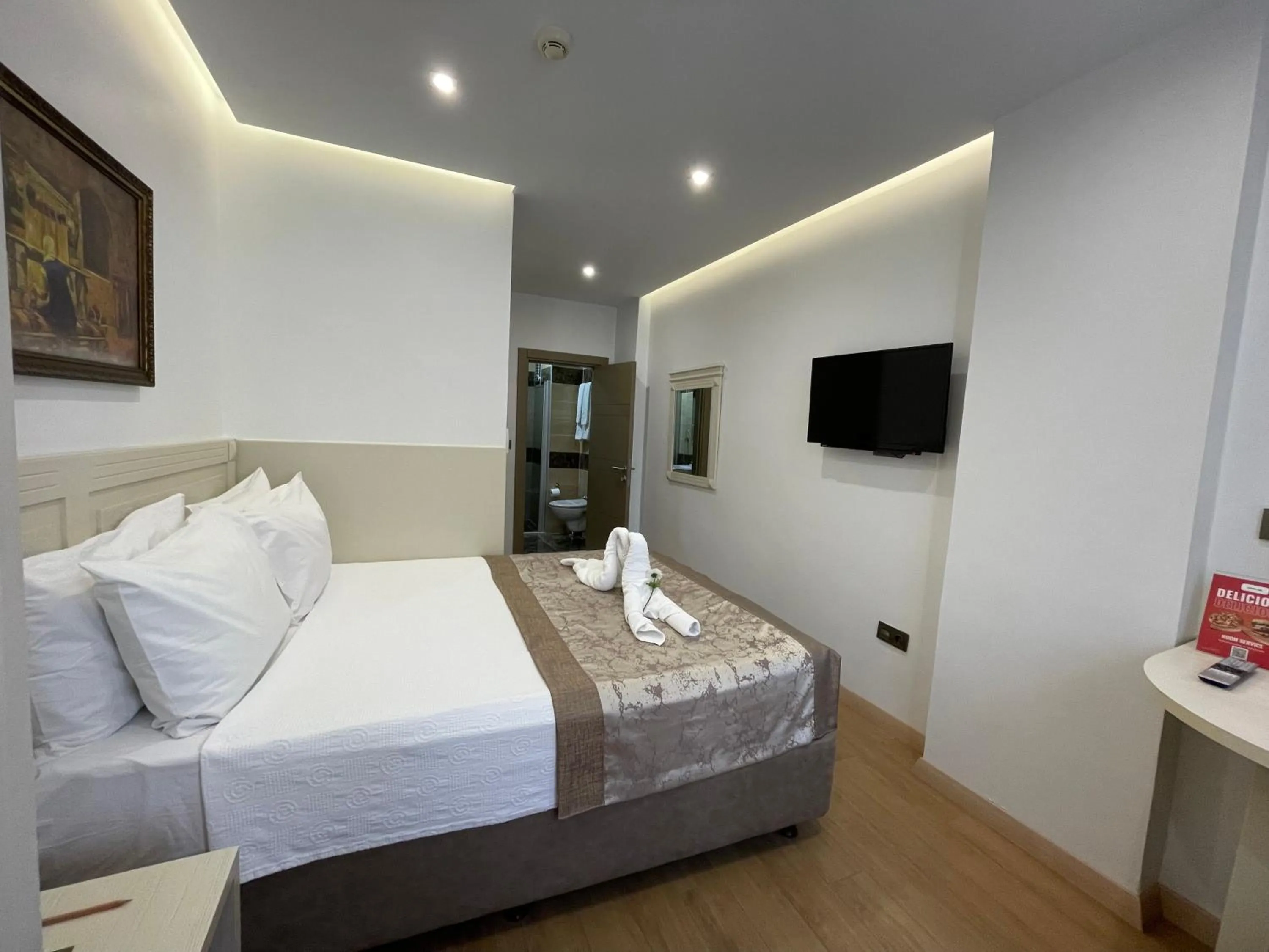 Double or Twin Room in Gul Hotel