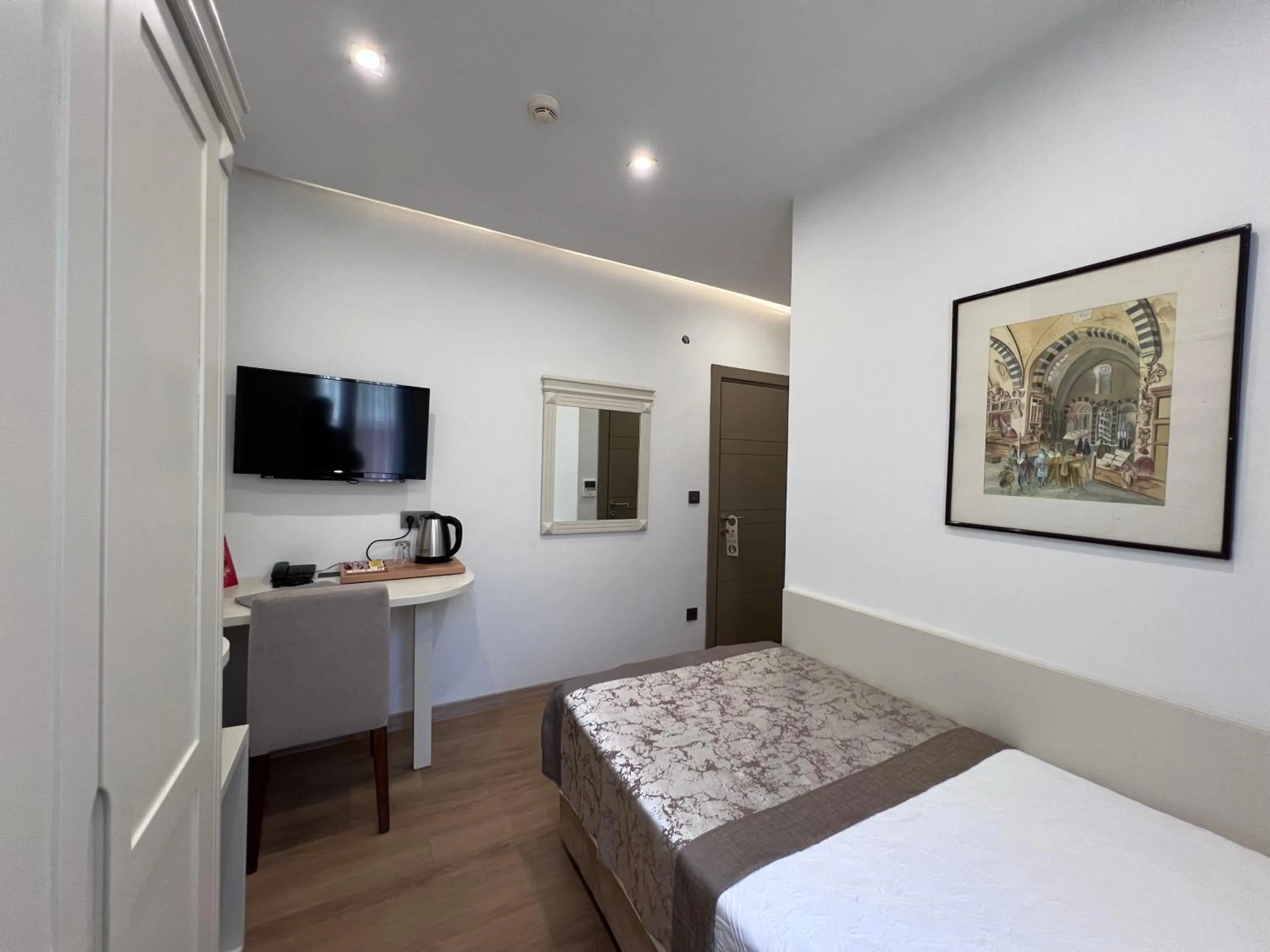 Single Room in Gul Hotel