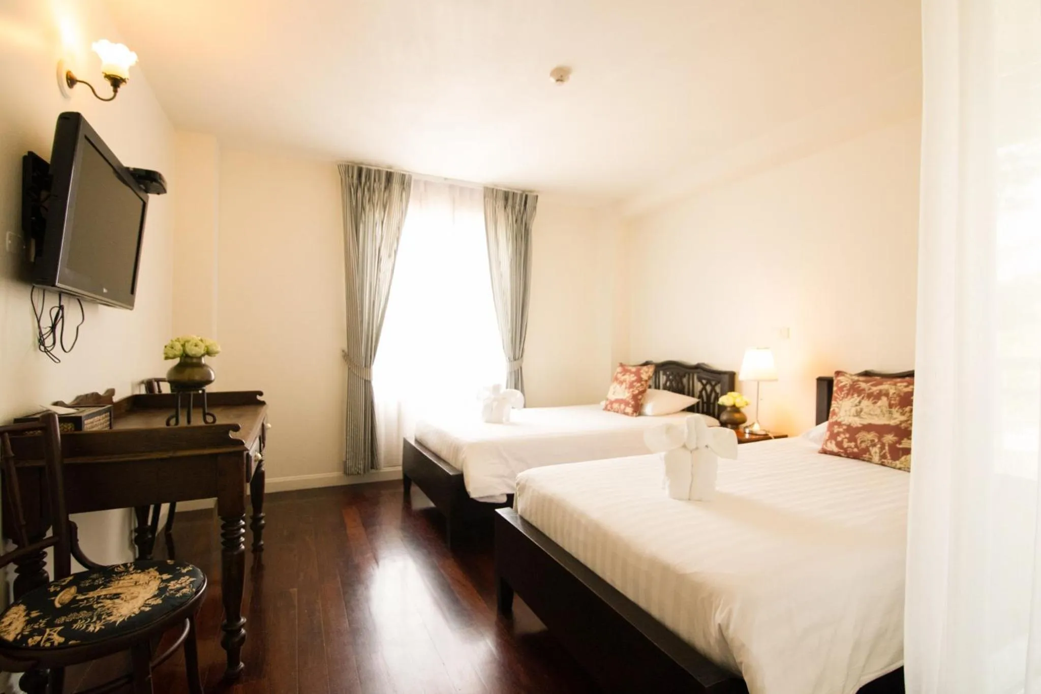 Deluxe Twin Room in SSIP Boutique Dhevej Bangkok