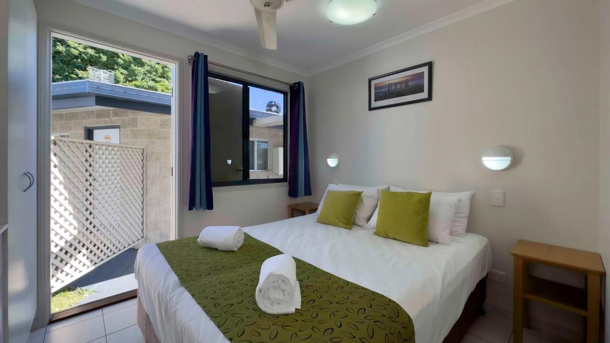 Budget One-Bedroom Cabin (with Private External Bathroom) in Ingenia Holidays Hervey Bay