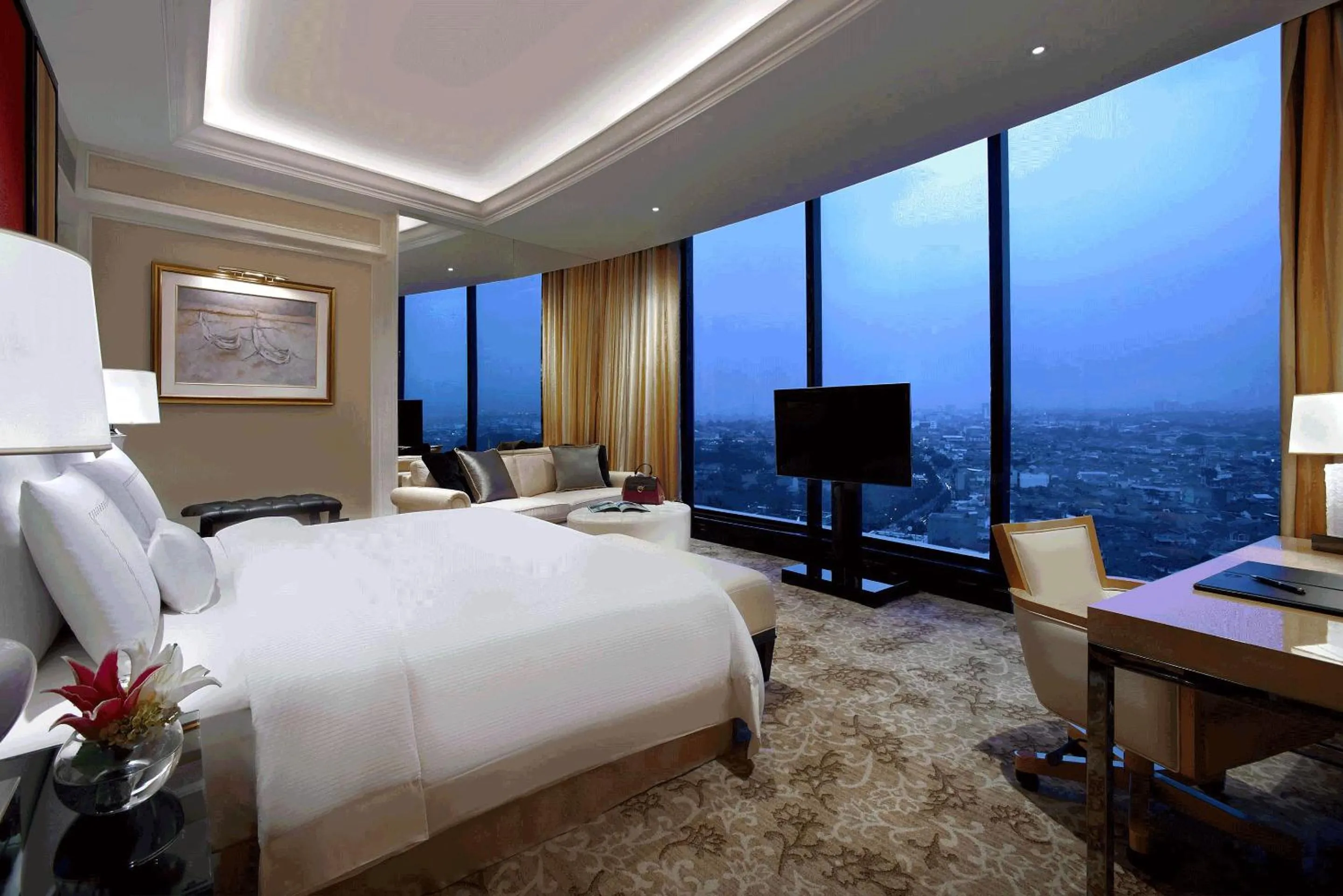 Celebrity Suite with Free Benefit in The Trans Luxury Hotel Bandung