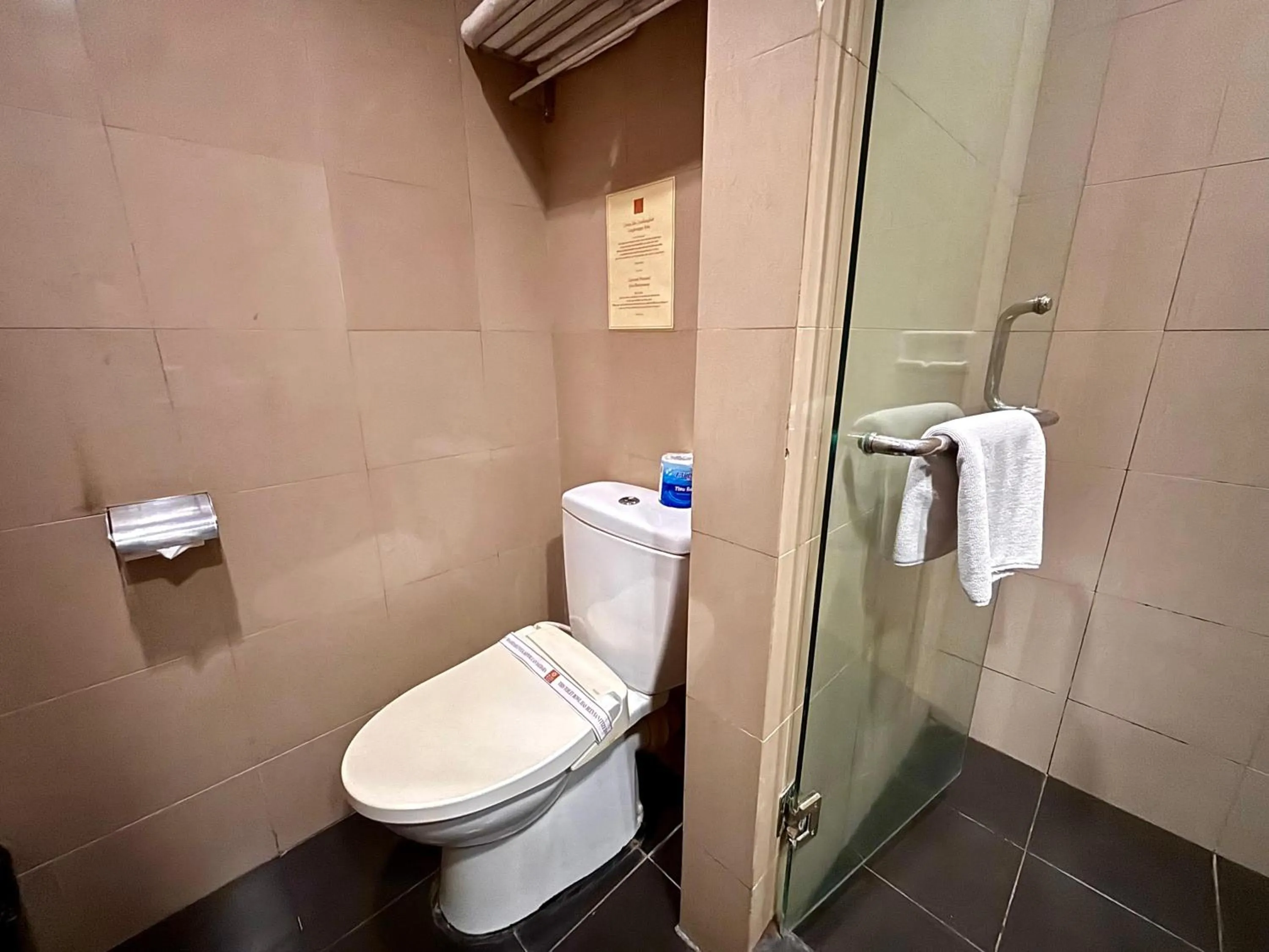 Superior Double or Twin Room - single occupancy in Manado Quality Hotel