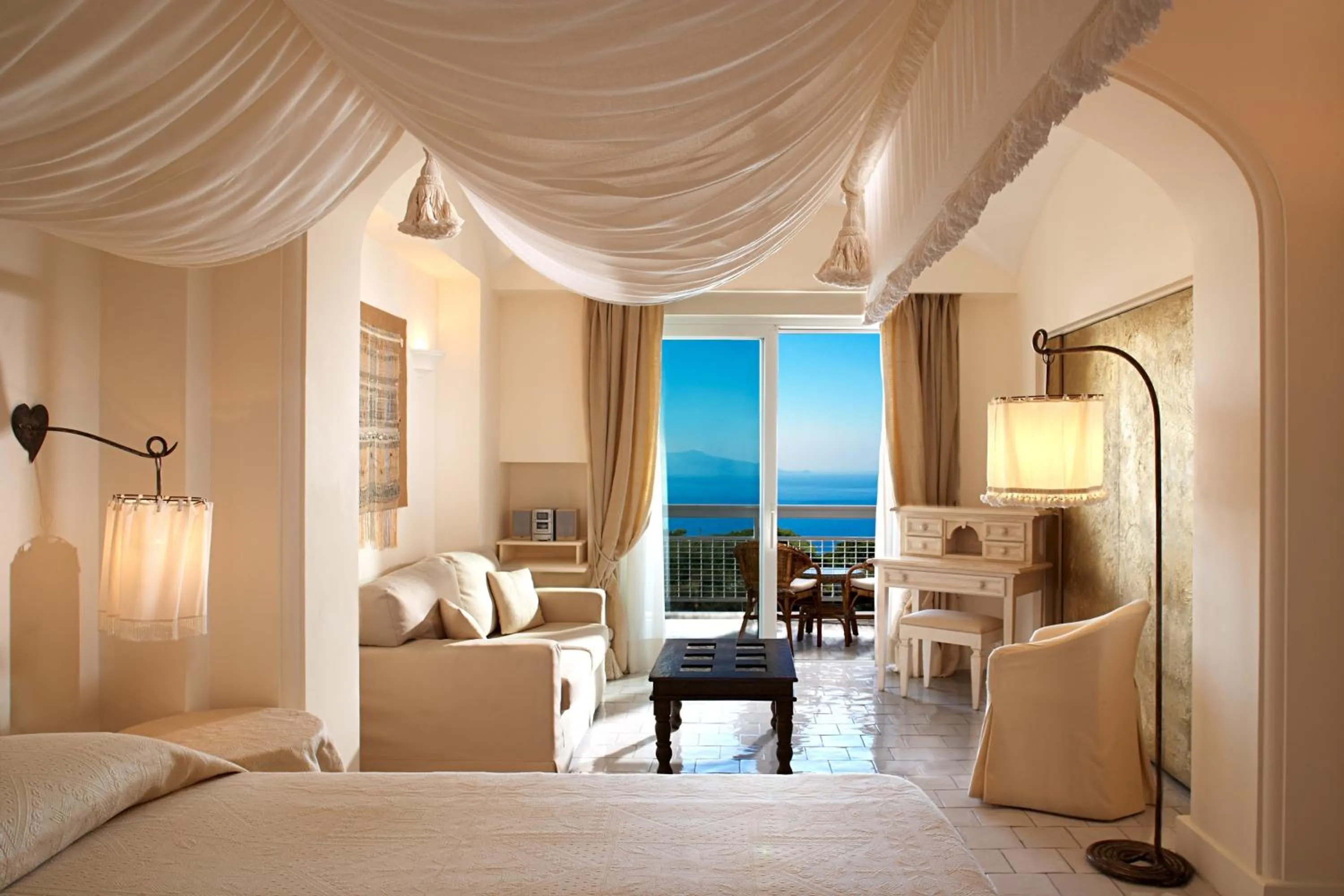 Deluxe Double Sea Side Room in Jumeirah Capri Palace