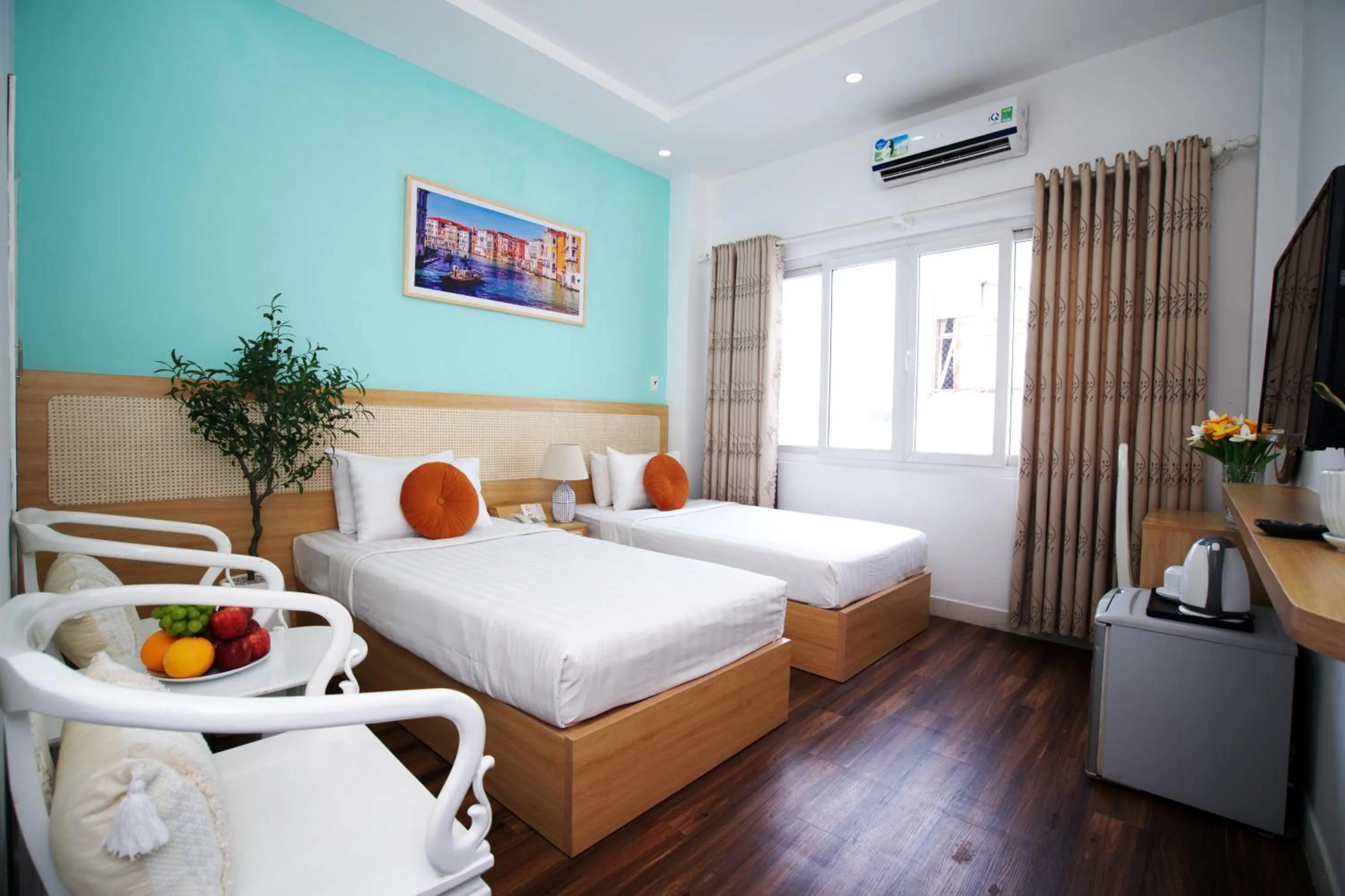 Deluxe Double or Twin Room in Saigon Central Hotel