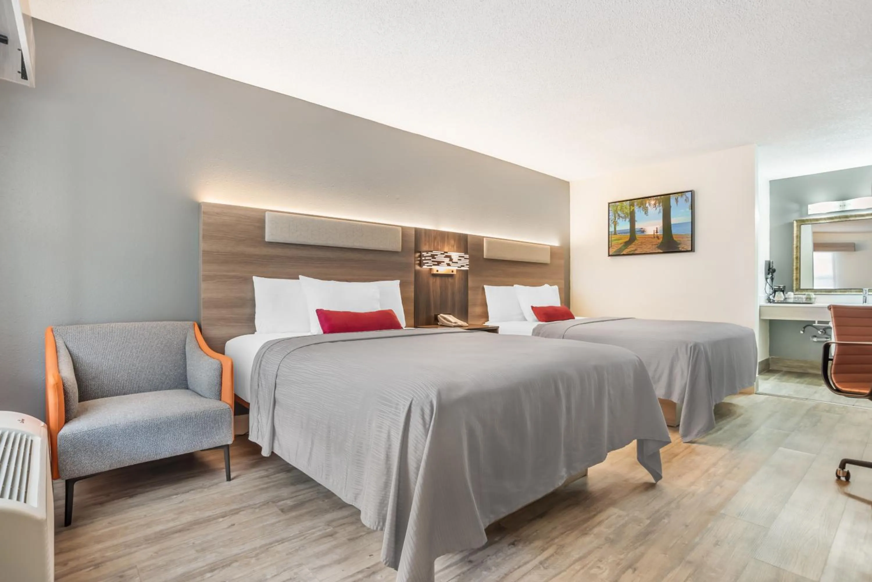 Queen Room in Key West Inn - Fairhope