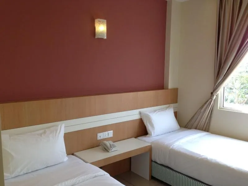 Deluxe Twin Room in Caspari Hotel