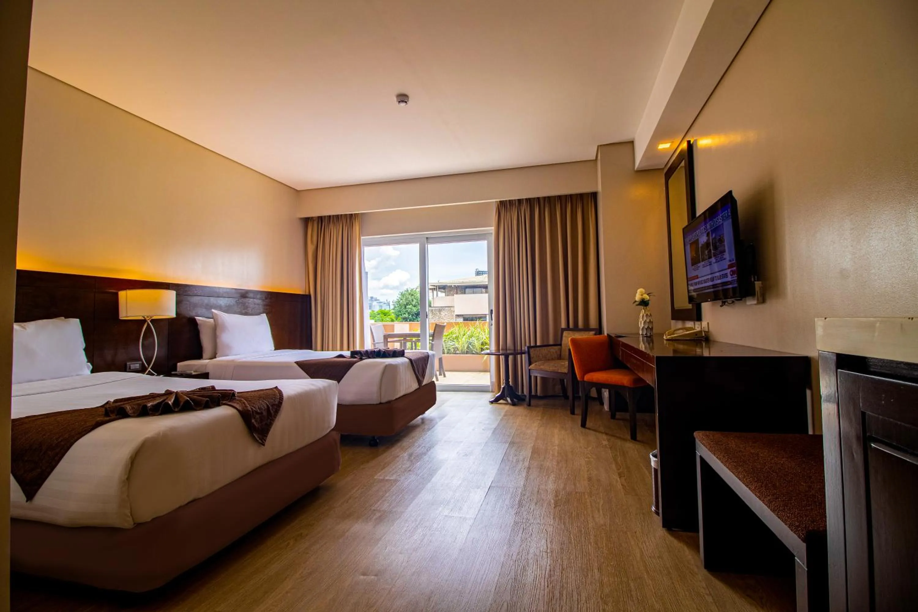 Premier Deluxe Twin with Balcony in Harolds Hotel Cebu