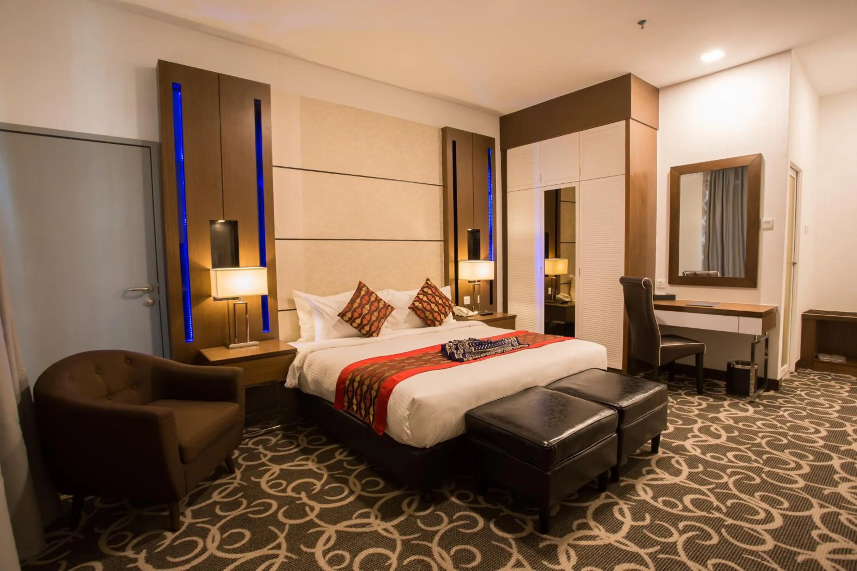 Suite in Hotel Adya Express Chenang