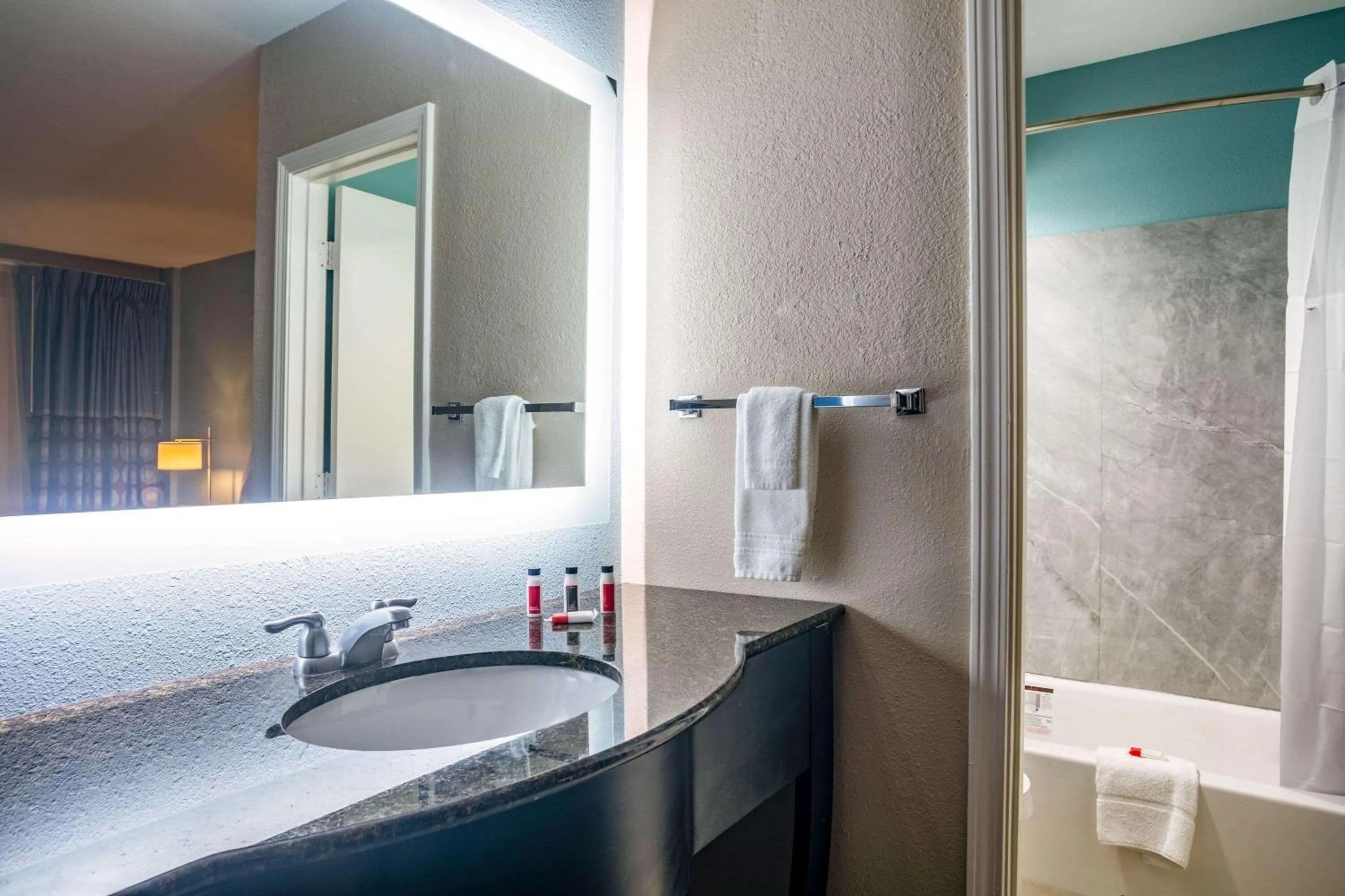 King Room with Two King Beds - Non-Smoking in Super 8 by Wyndham Mobile I-65