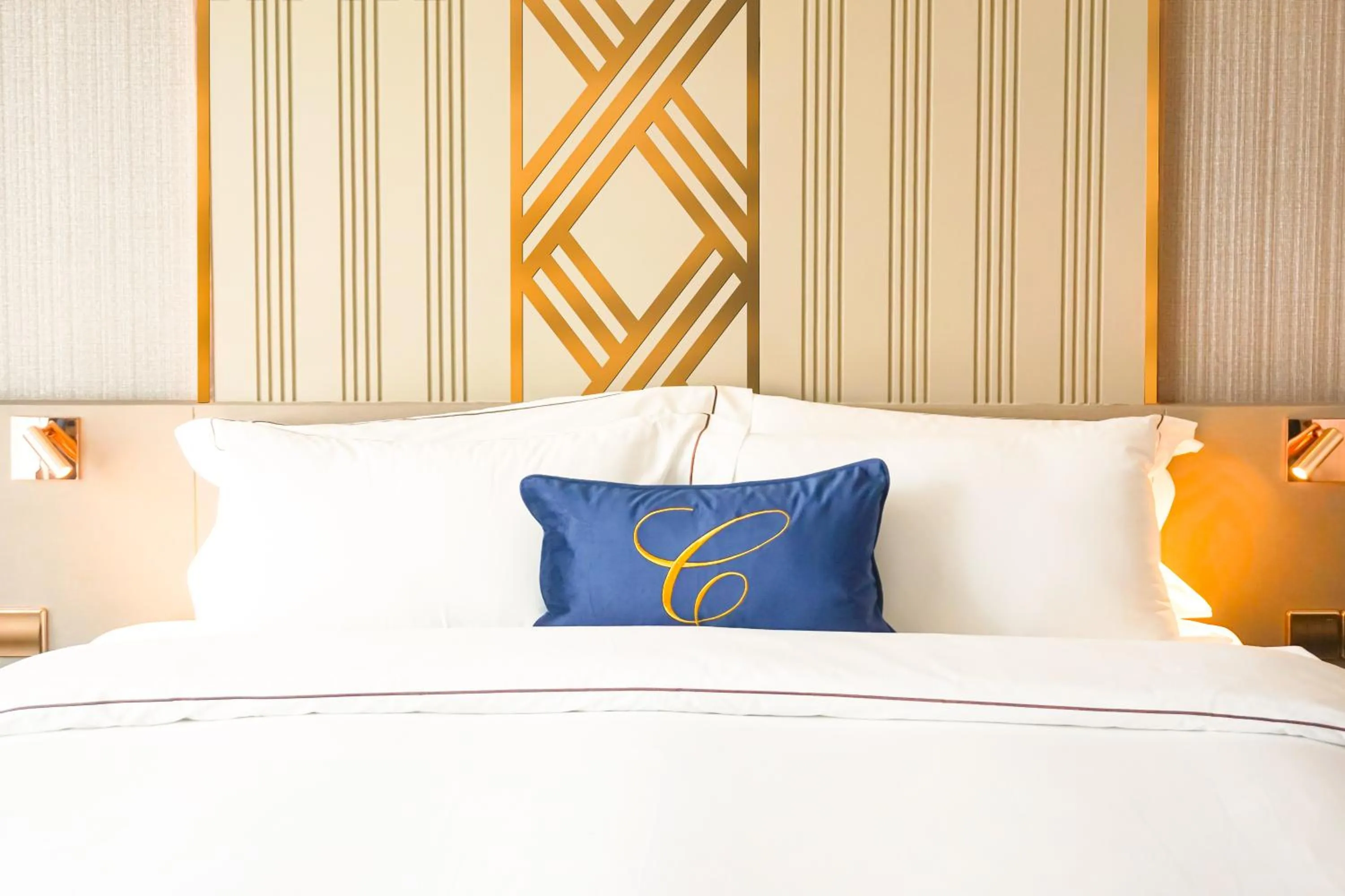 Deluxe King Room in GLOW Sukhumvit 5