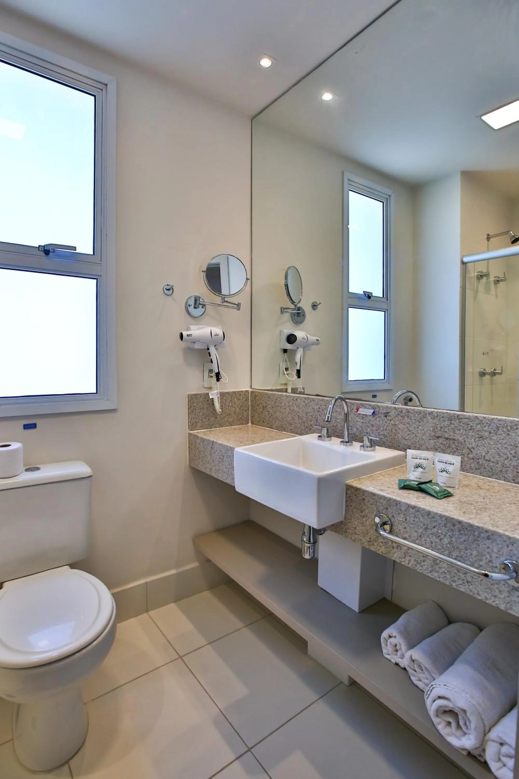 Family Room in eSuítes Campos dos Goytacazes