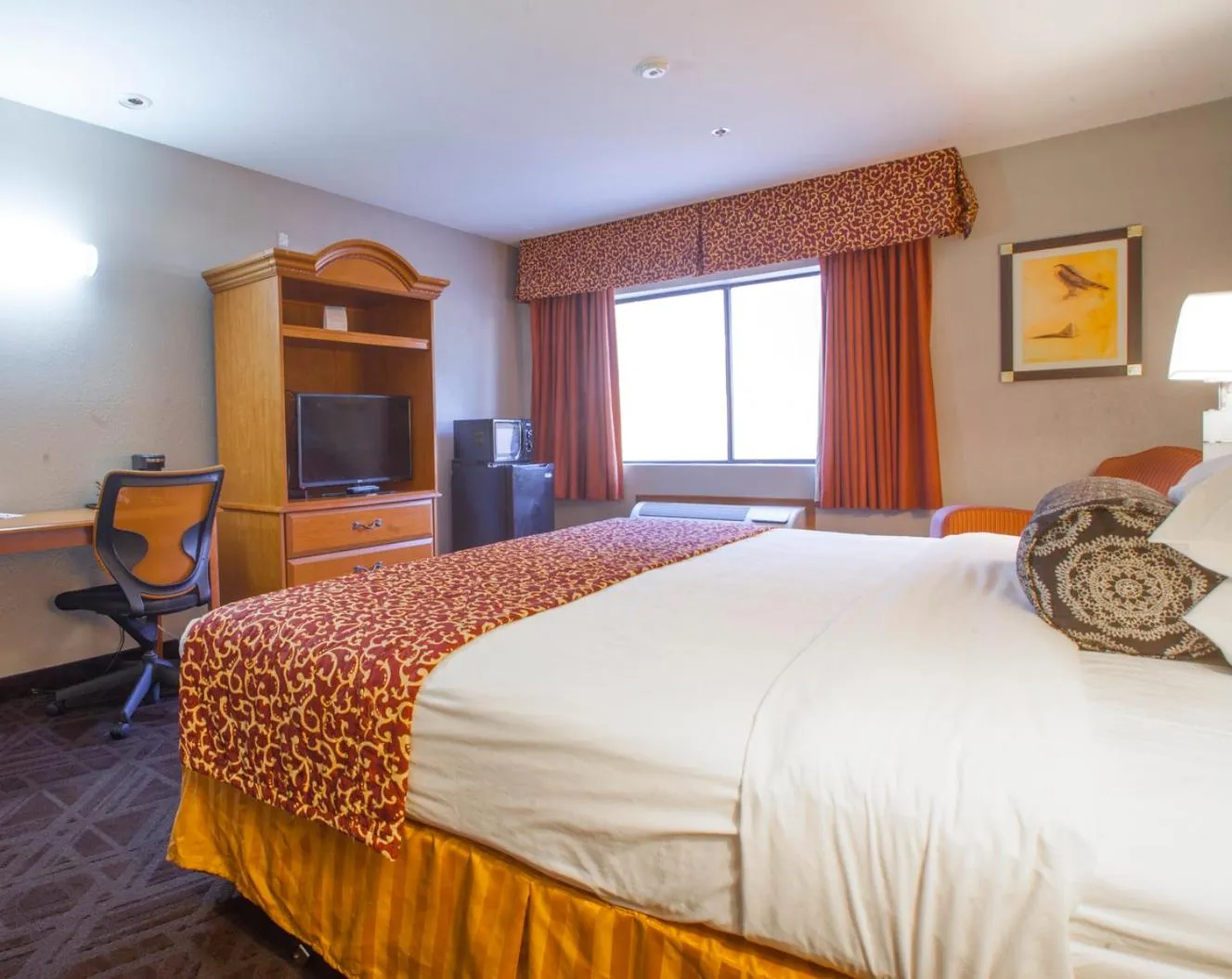 King Room with Mobility/Hearing Impaired Access - Non-Smoking in Ramada by Wyndham Barstow