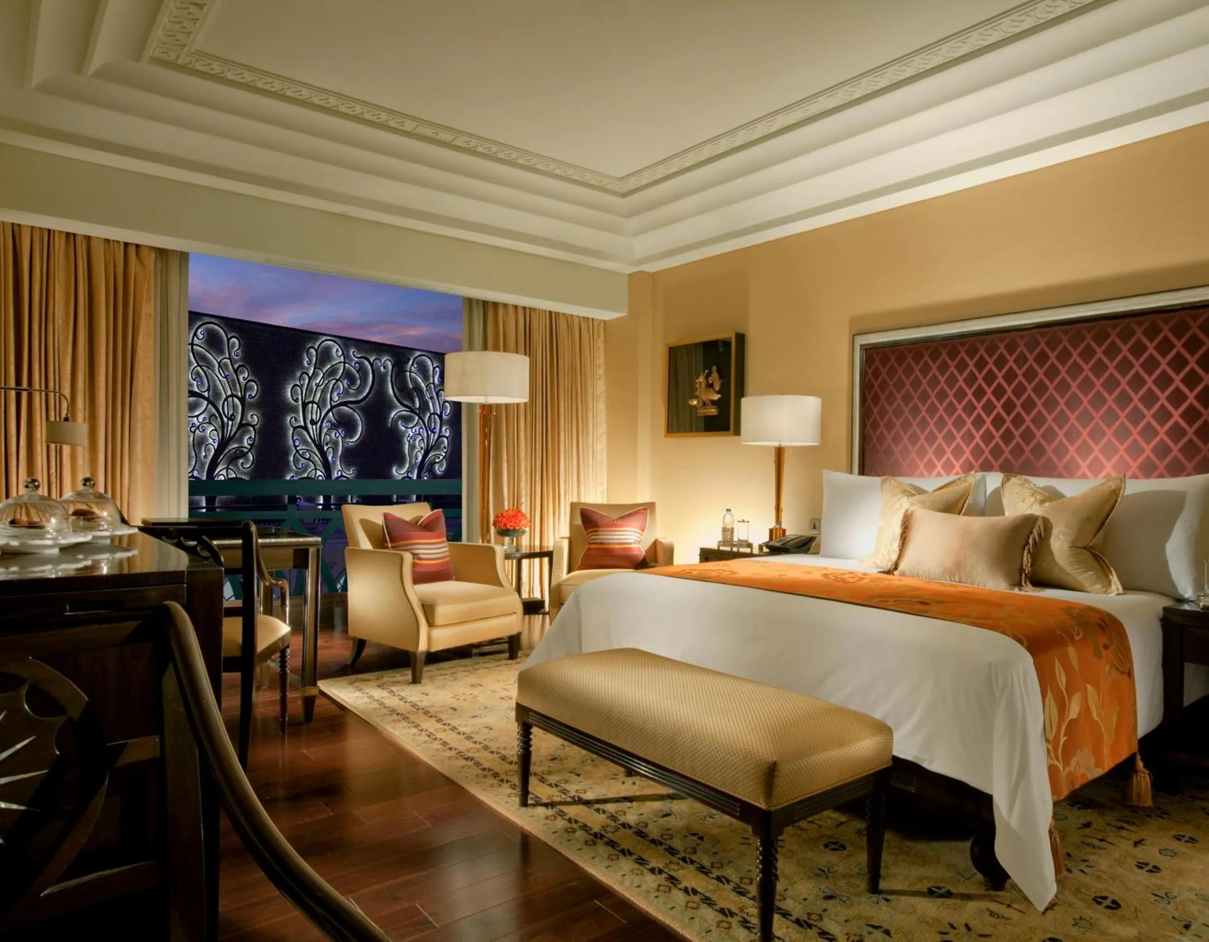 Deluxe Double or Twin Room with City View - single occupancy in The Leela Palace Chennai
