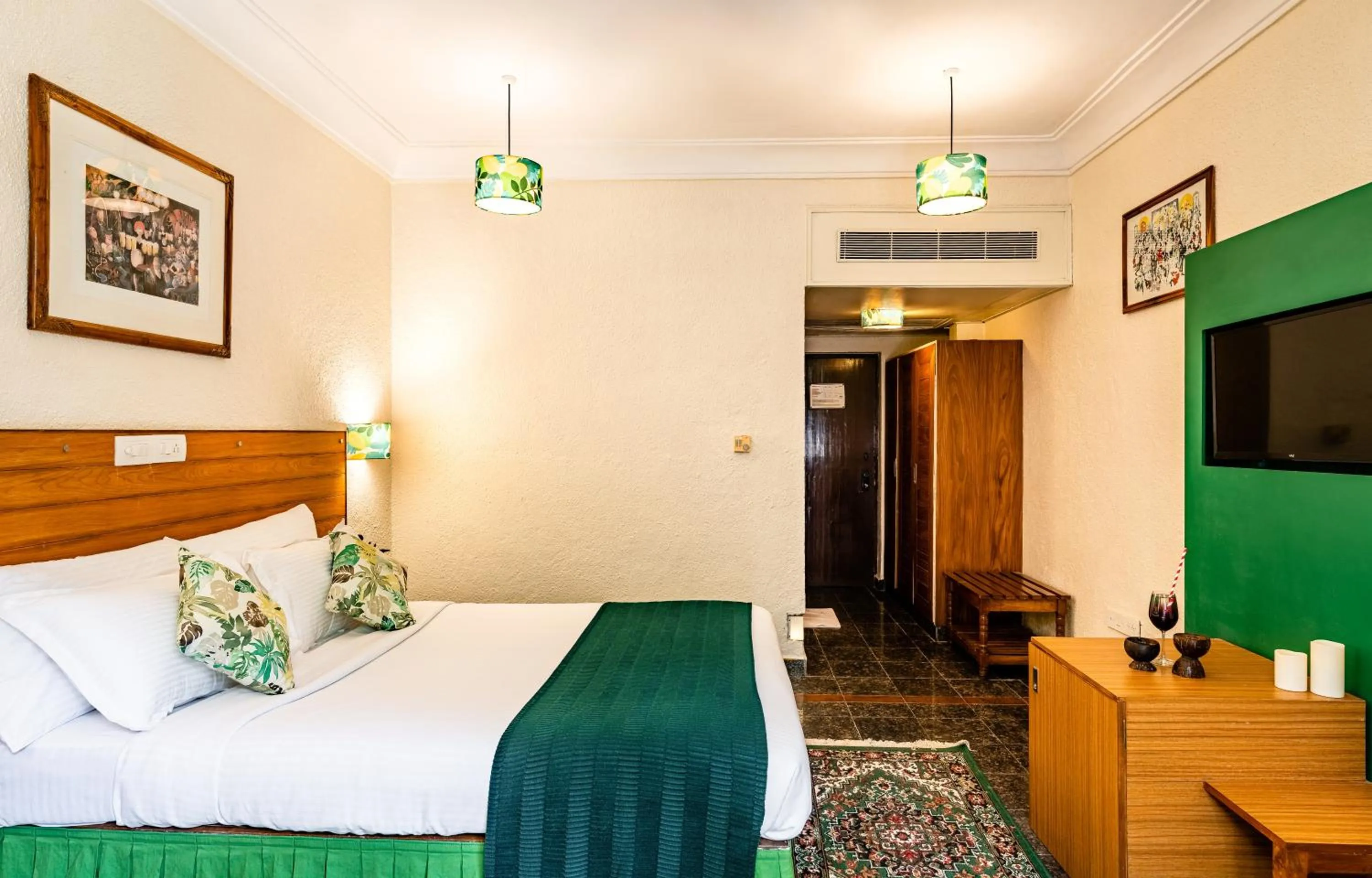 Deluxe Room with Garden View in Bambolim Beach Resort