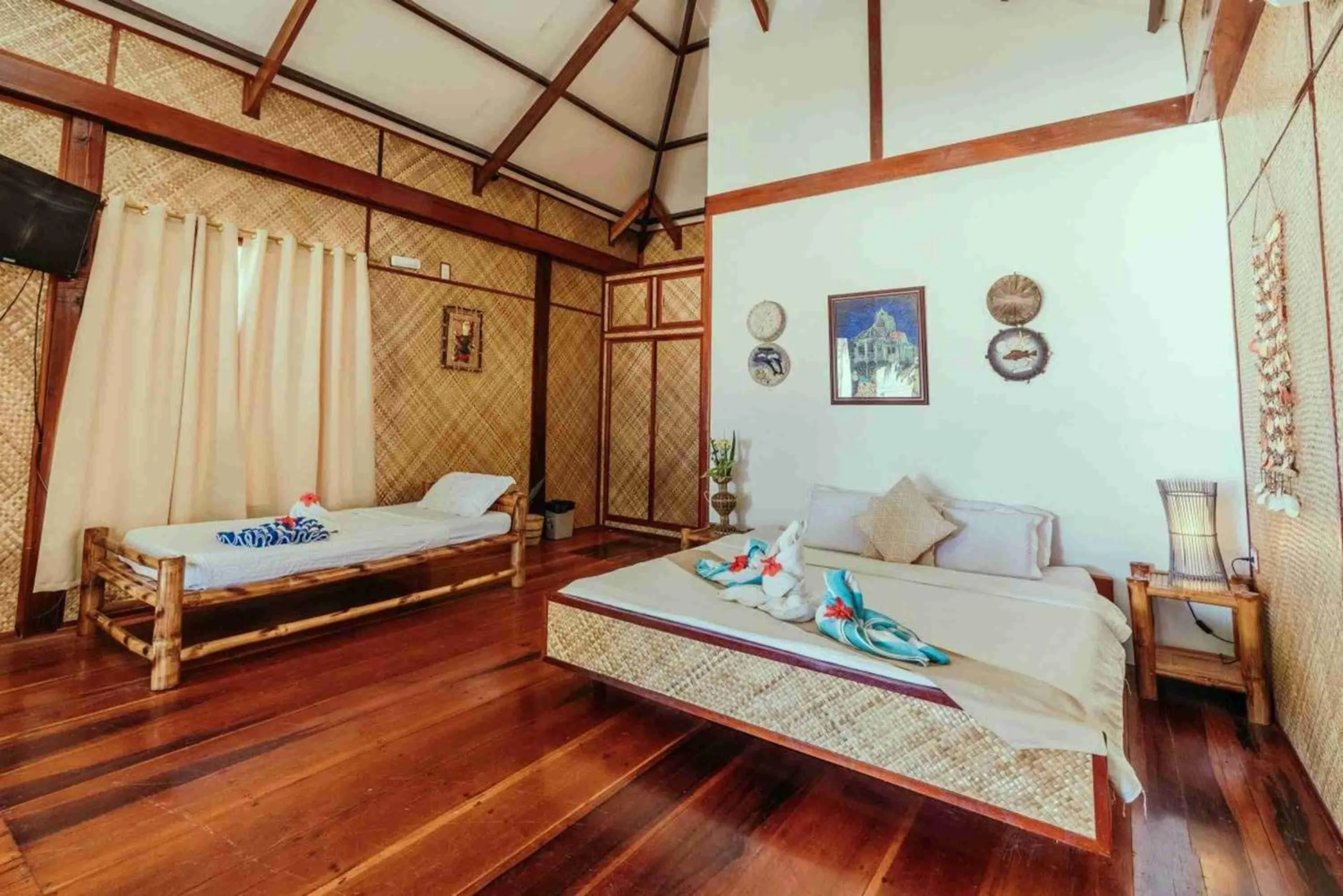 Deluxe Double Room with Ocean View in Romantic Beach Villas