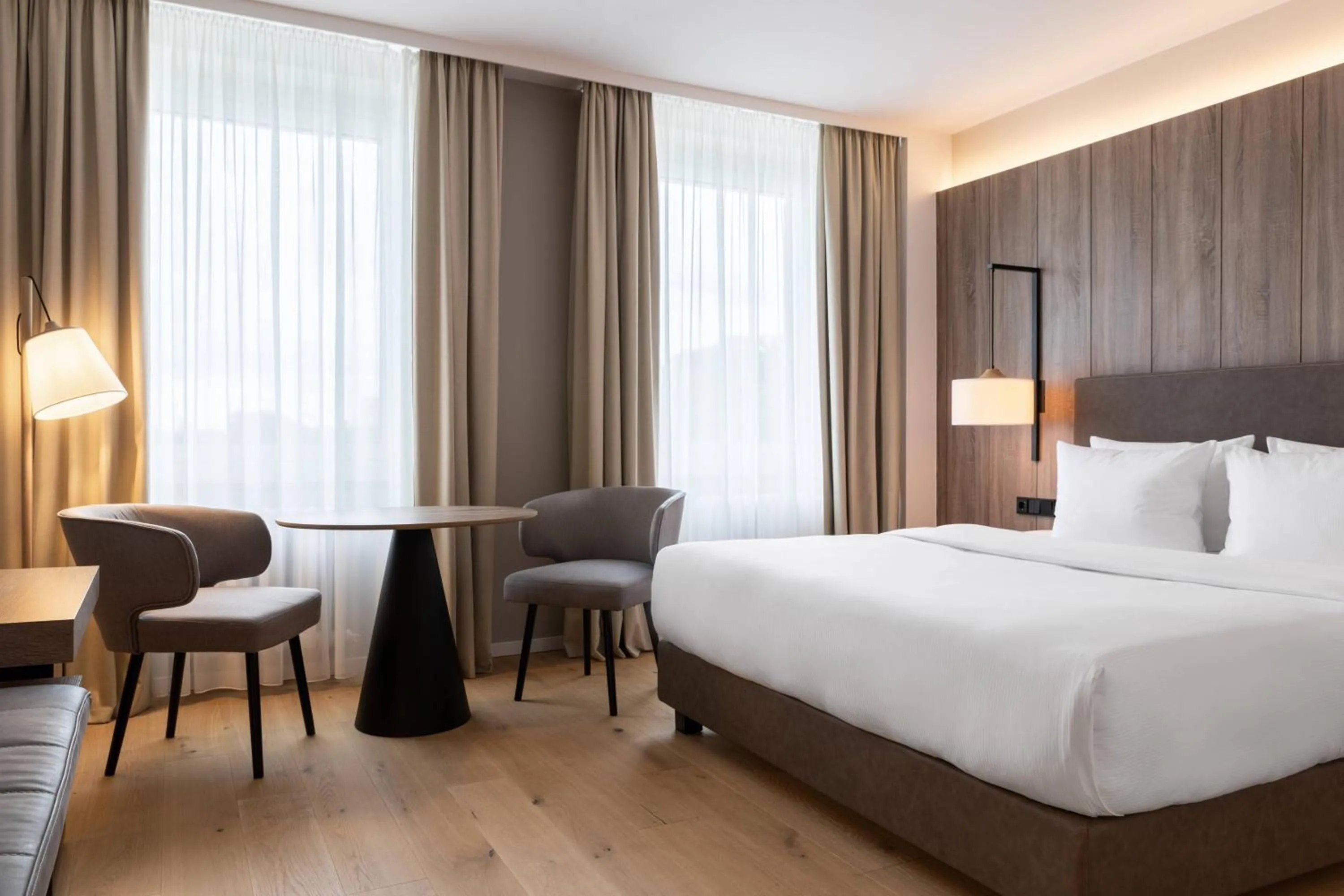 Deluxe King Room in AC Hotel by Marriott Berlin Humboldthain Park