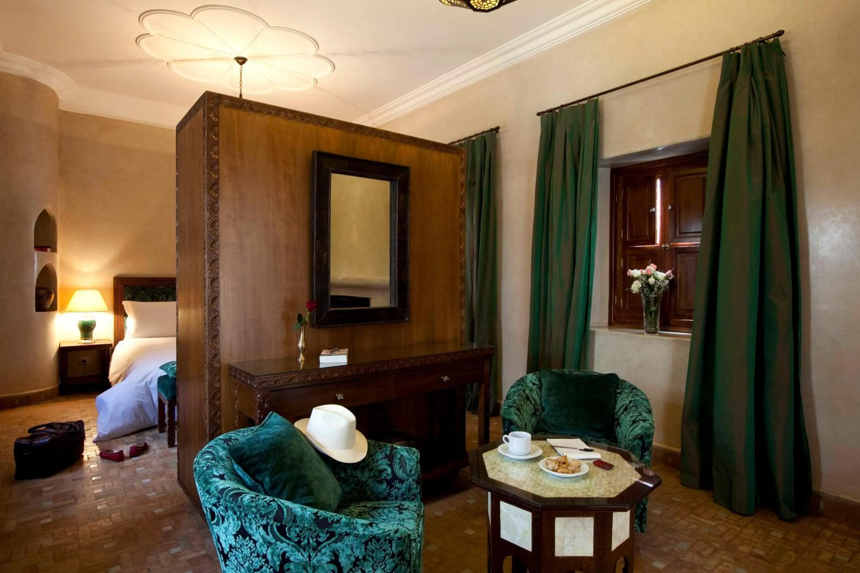 Senior Suite in Riad Les Bougainvilliers