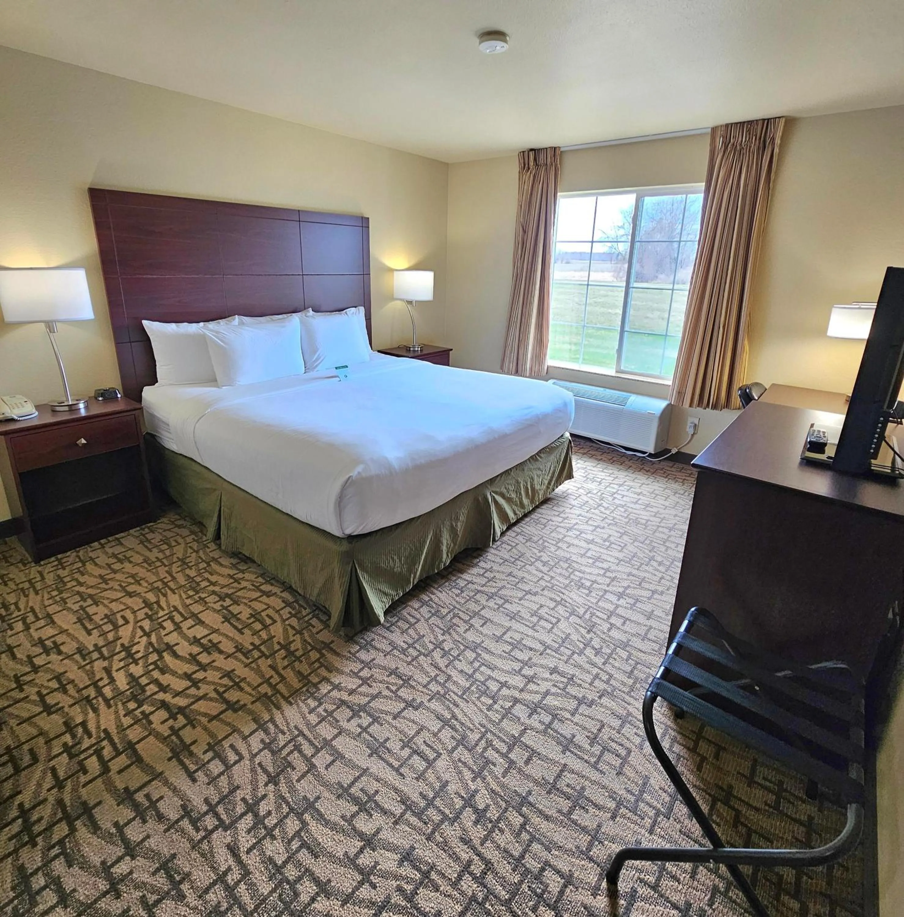 King Room - Non-Smoking in Cobblestone Inn & Suites - Clintonville