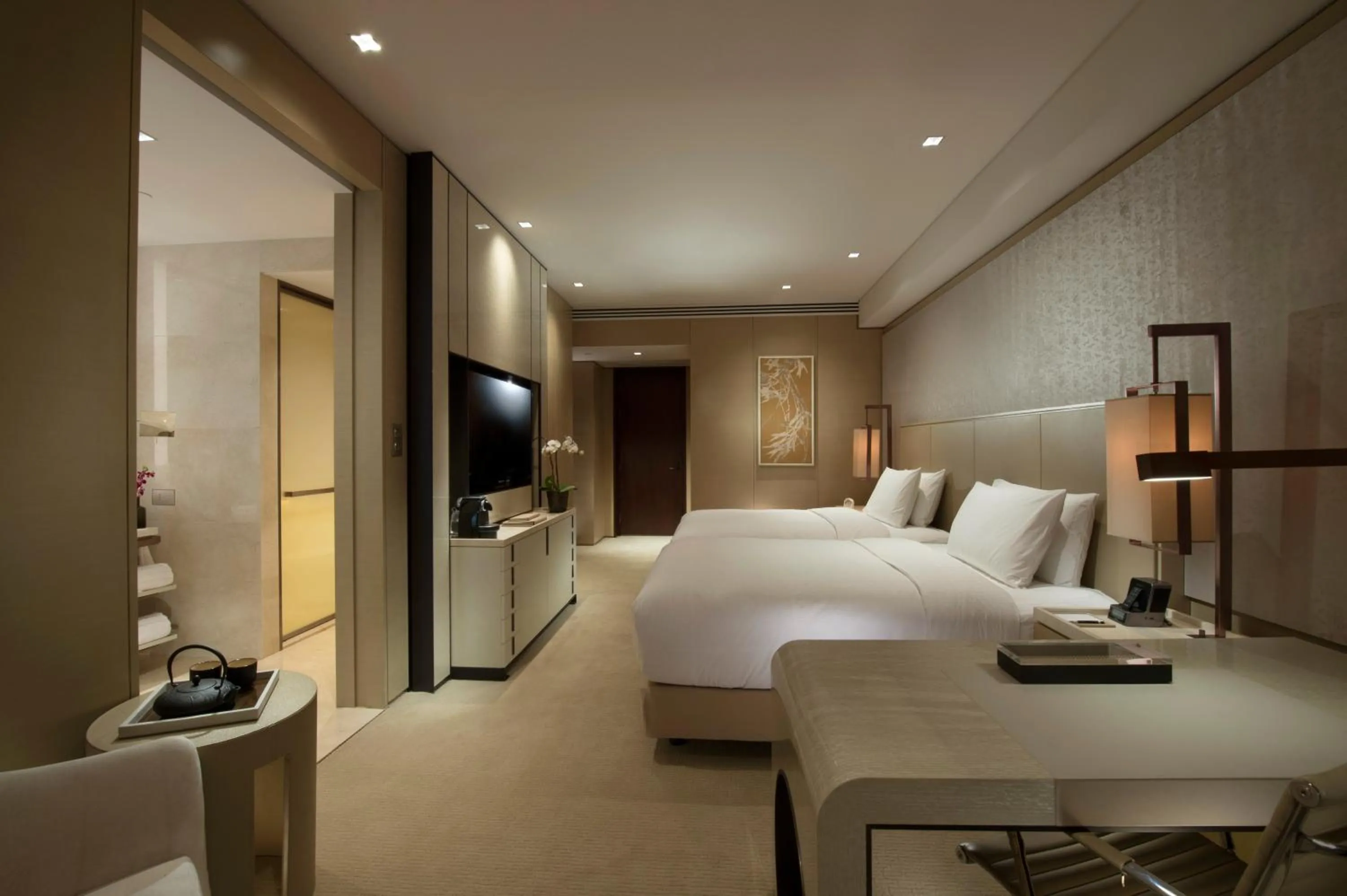 Deluxe Twin Room in Conrad Beijing by Hilton