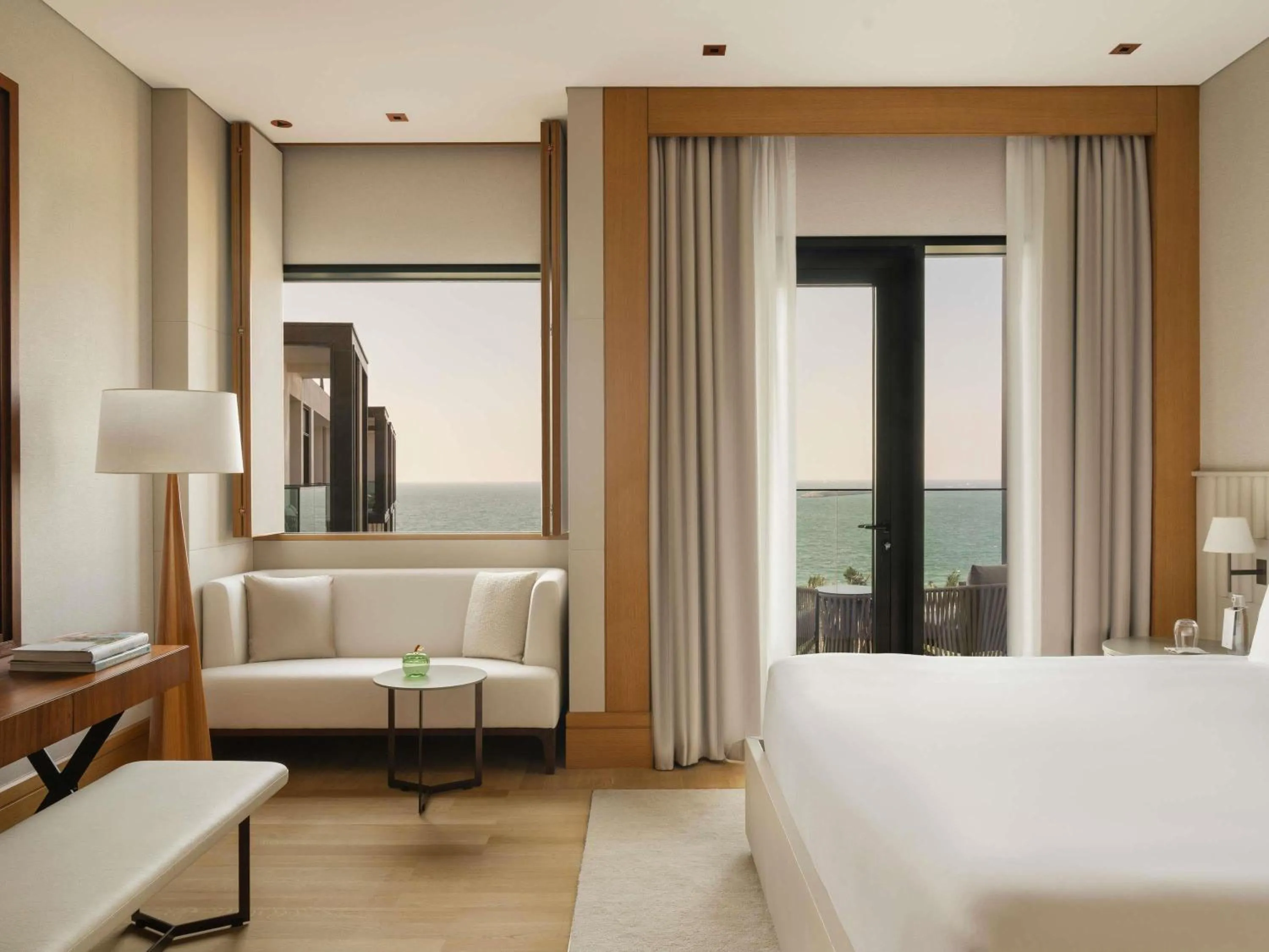 Rising Light King Room with Balcony and Sea View in Delano Dubai at Bluewaters