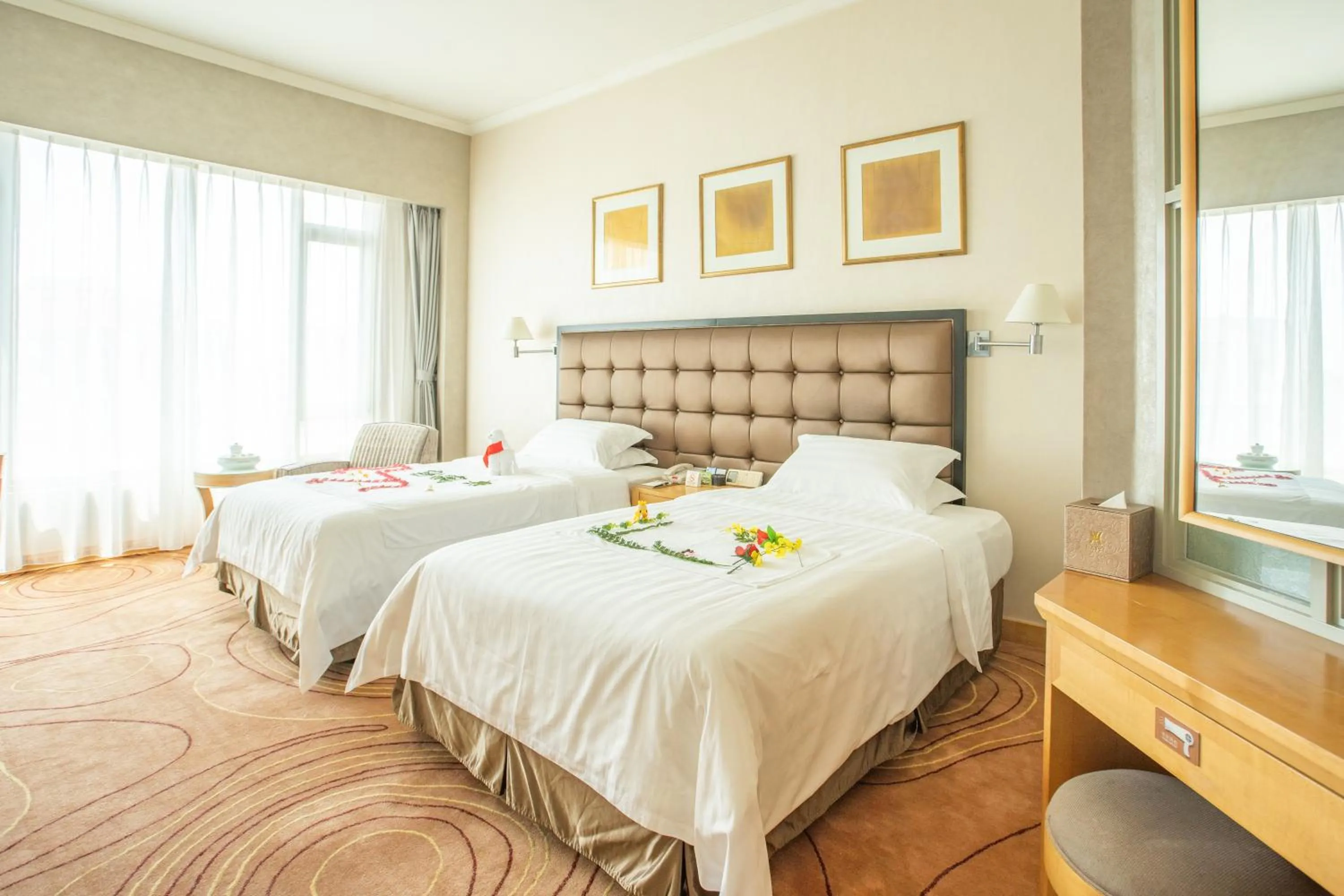 Premier Twin Room in Shantou Junhua Haiyi Hotel