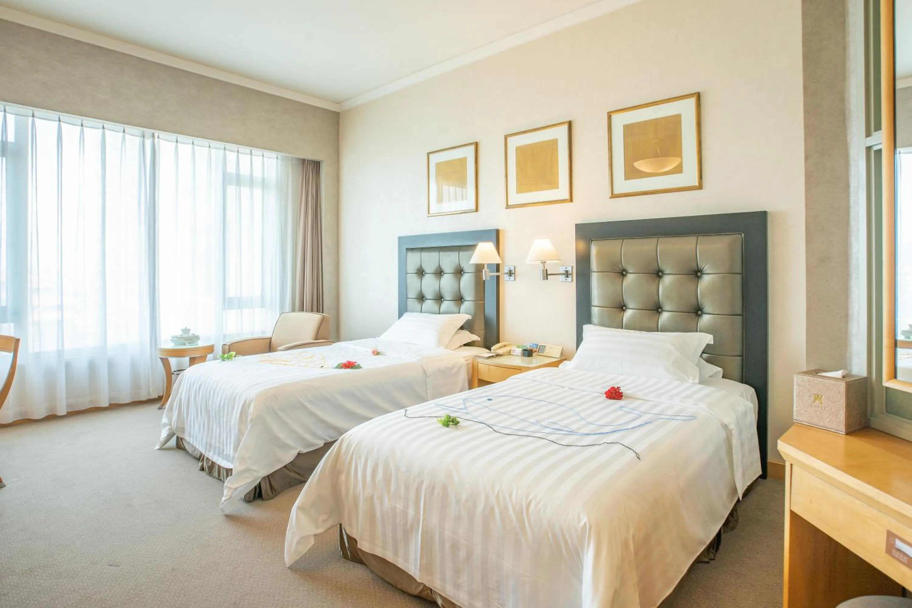 Deluxe Twin Room in Shantou Junhua Haiyi Hotel