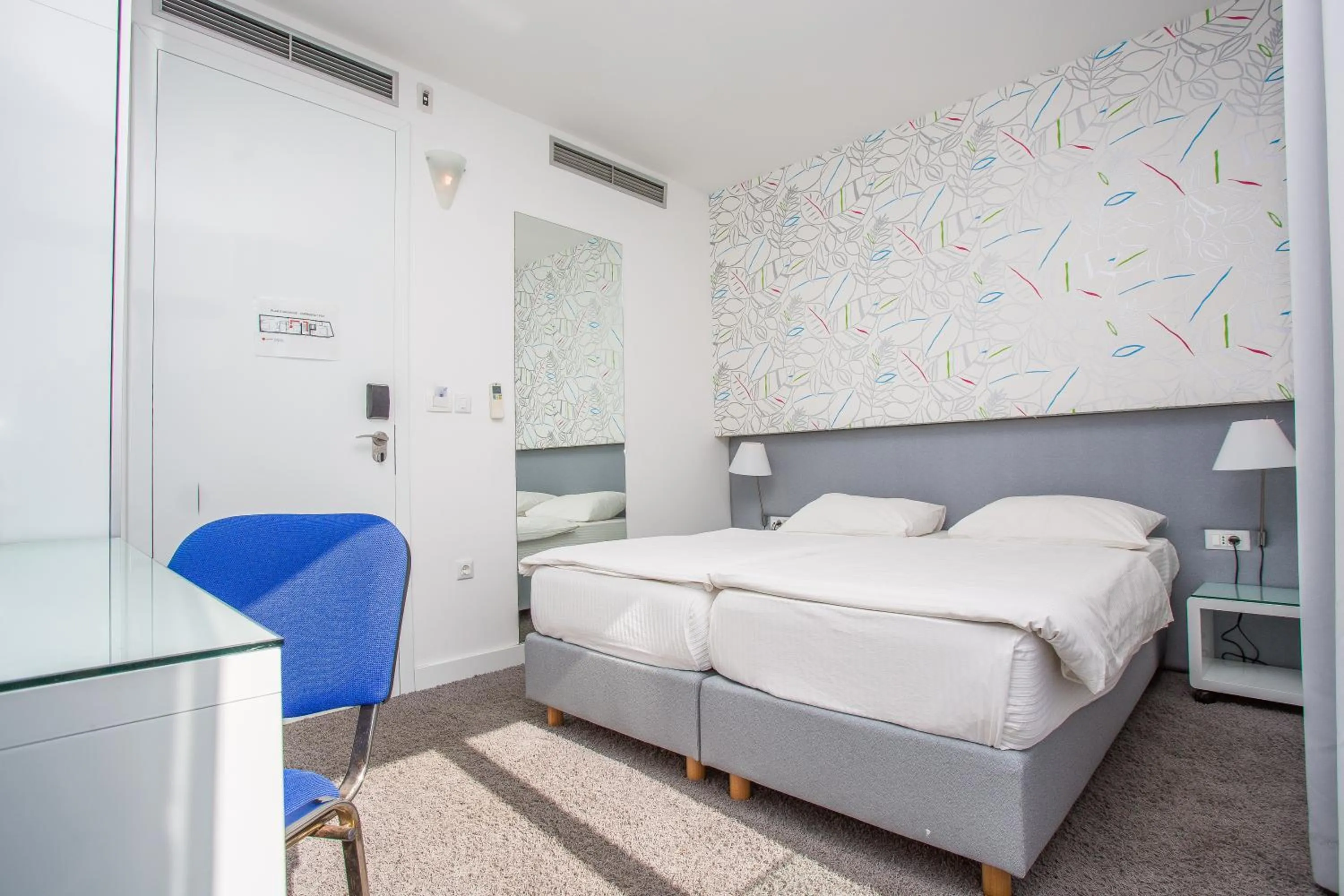 Standard Double or Twin Room in Hotel Jona