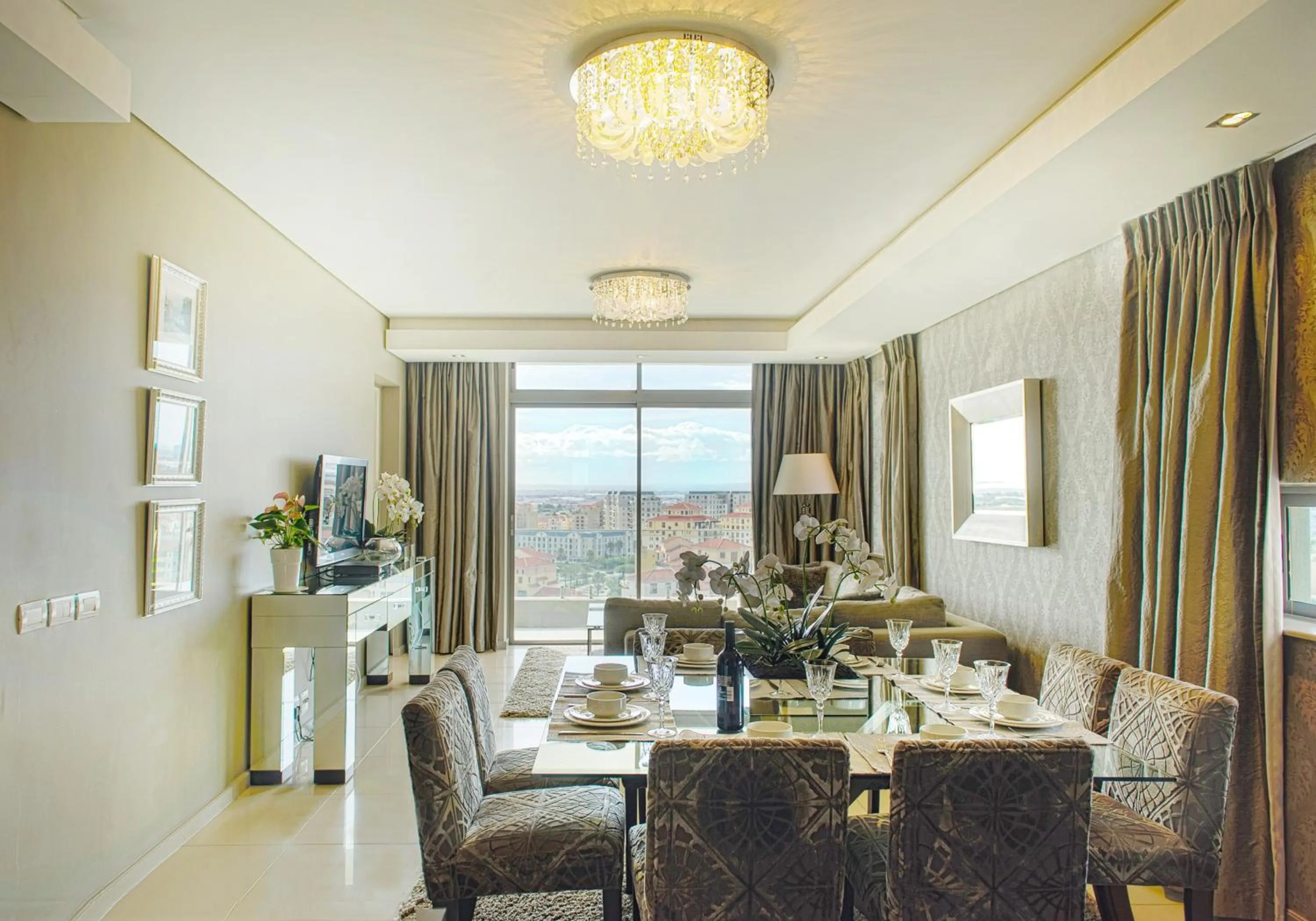 Luxury Two-Bedroom Apartment in The Residences at Crystal Towers