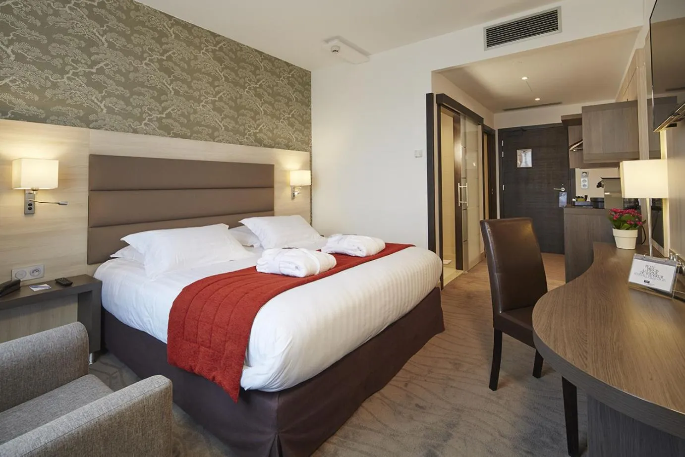 Double Room in Kyriad Prestige Lyon Est - Saint Priest Eurexpo Hotel and SPA