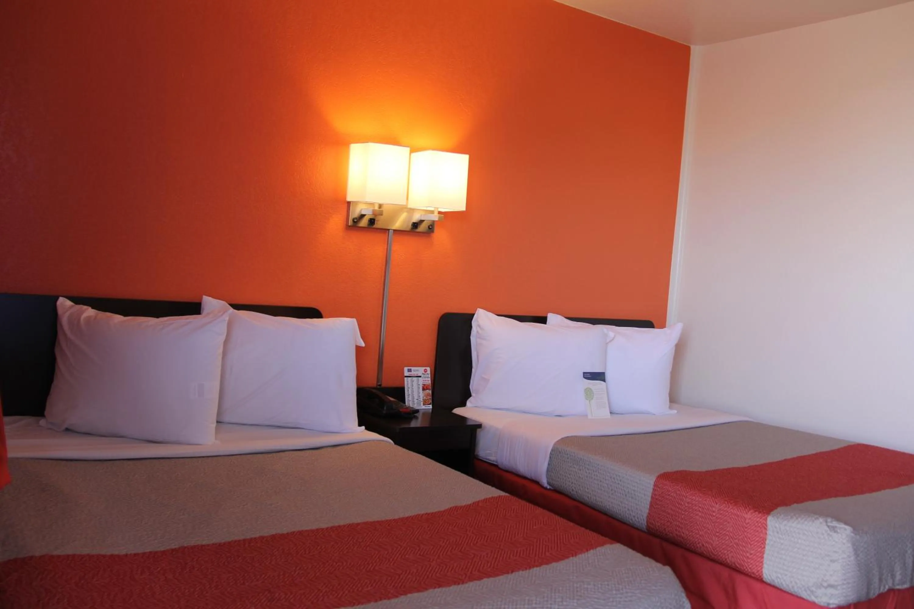 Quadruple Room in Motel 6-Goodland, KS