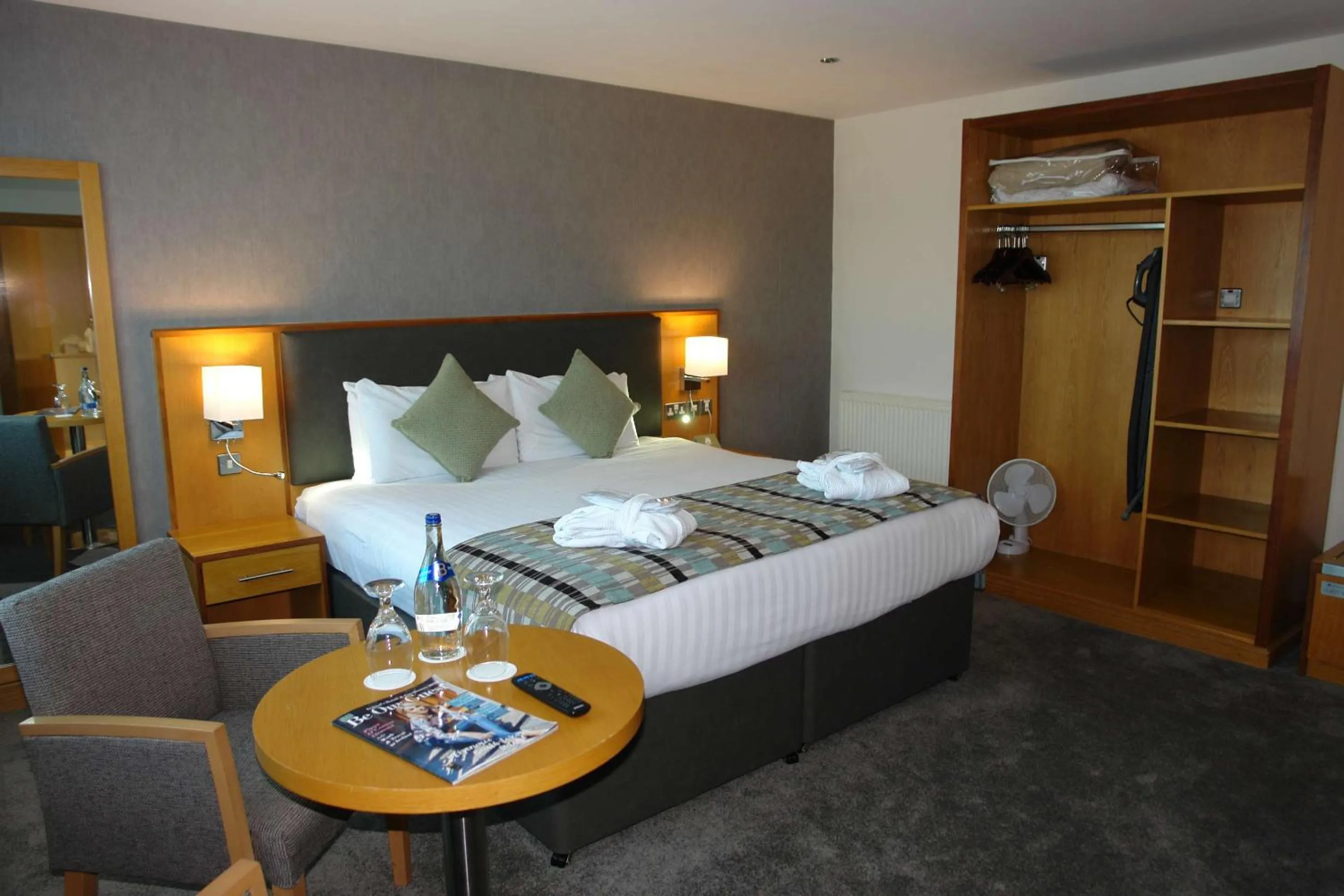 Deluxe Double Room in Westgrove Hotel