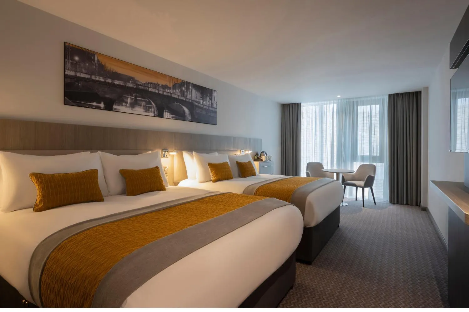 Deluxe Twin Room in Maldron Hotel Sandy Road Galway