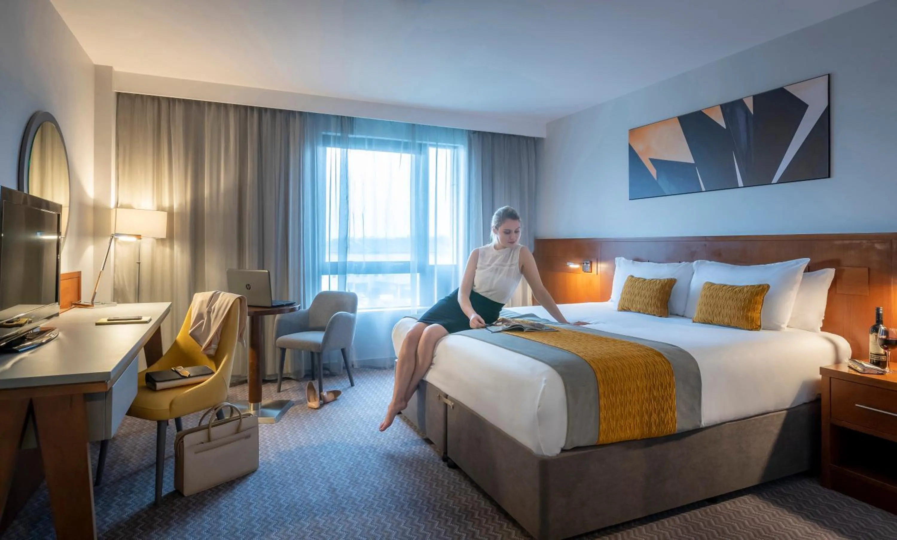 Deluxe King Room in Maldron Hotel Sandy Road Galway