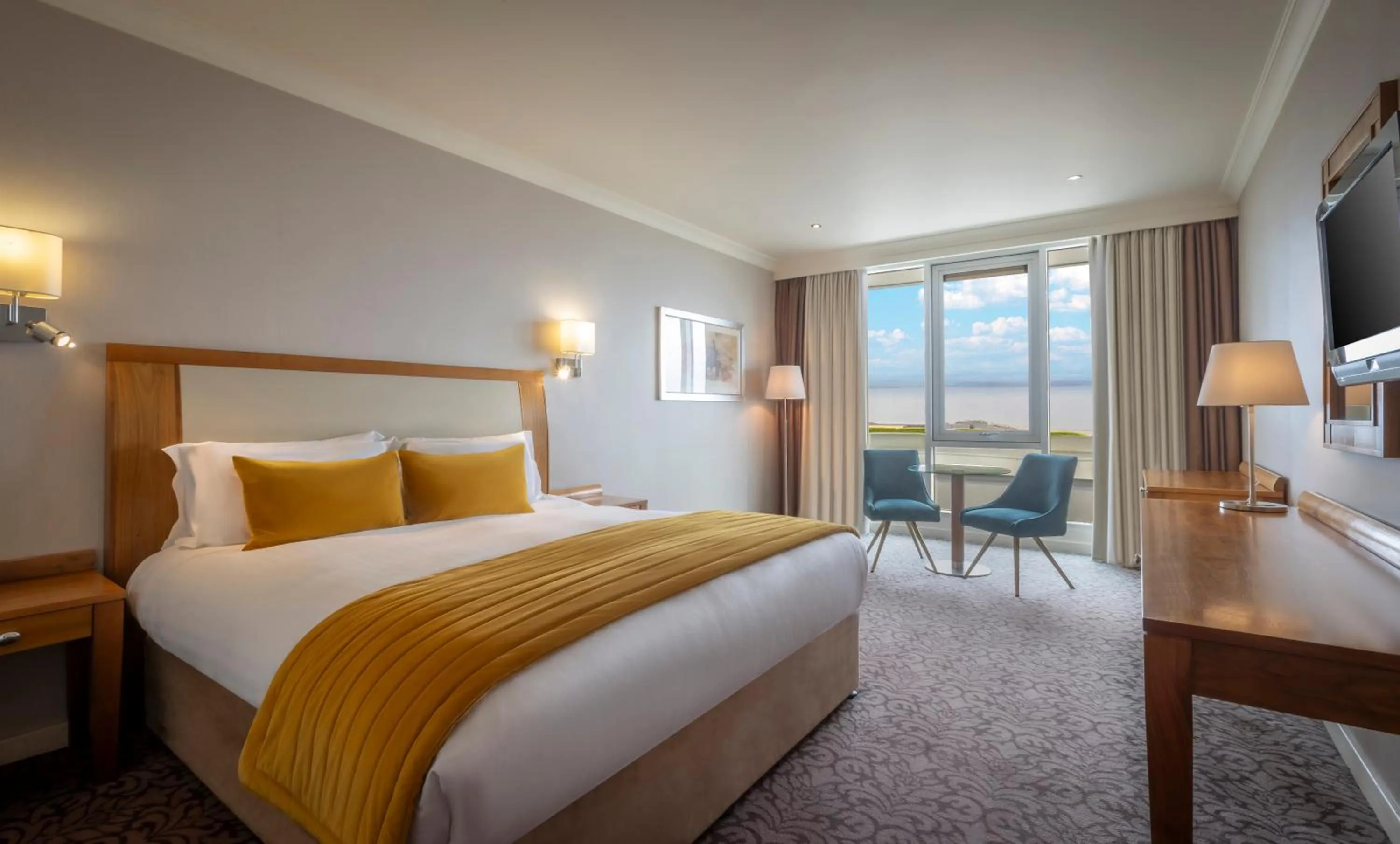 Deluxe Seaview King in Salthill Hotel