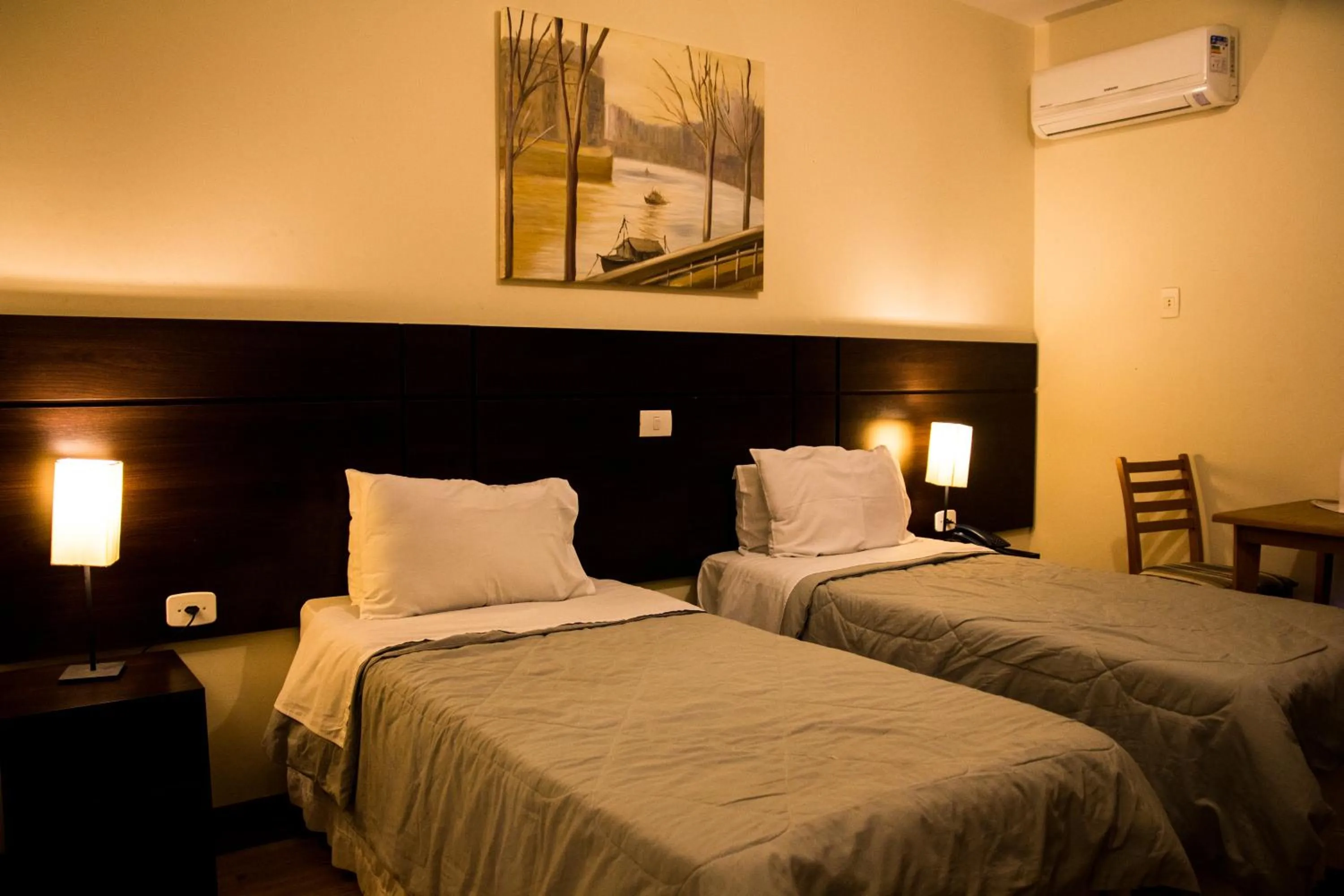 Twin Room - single occupancy in Hotel Brisa Rio