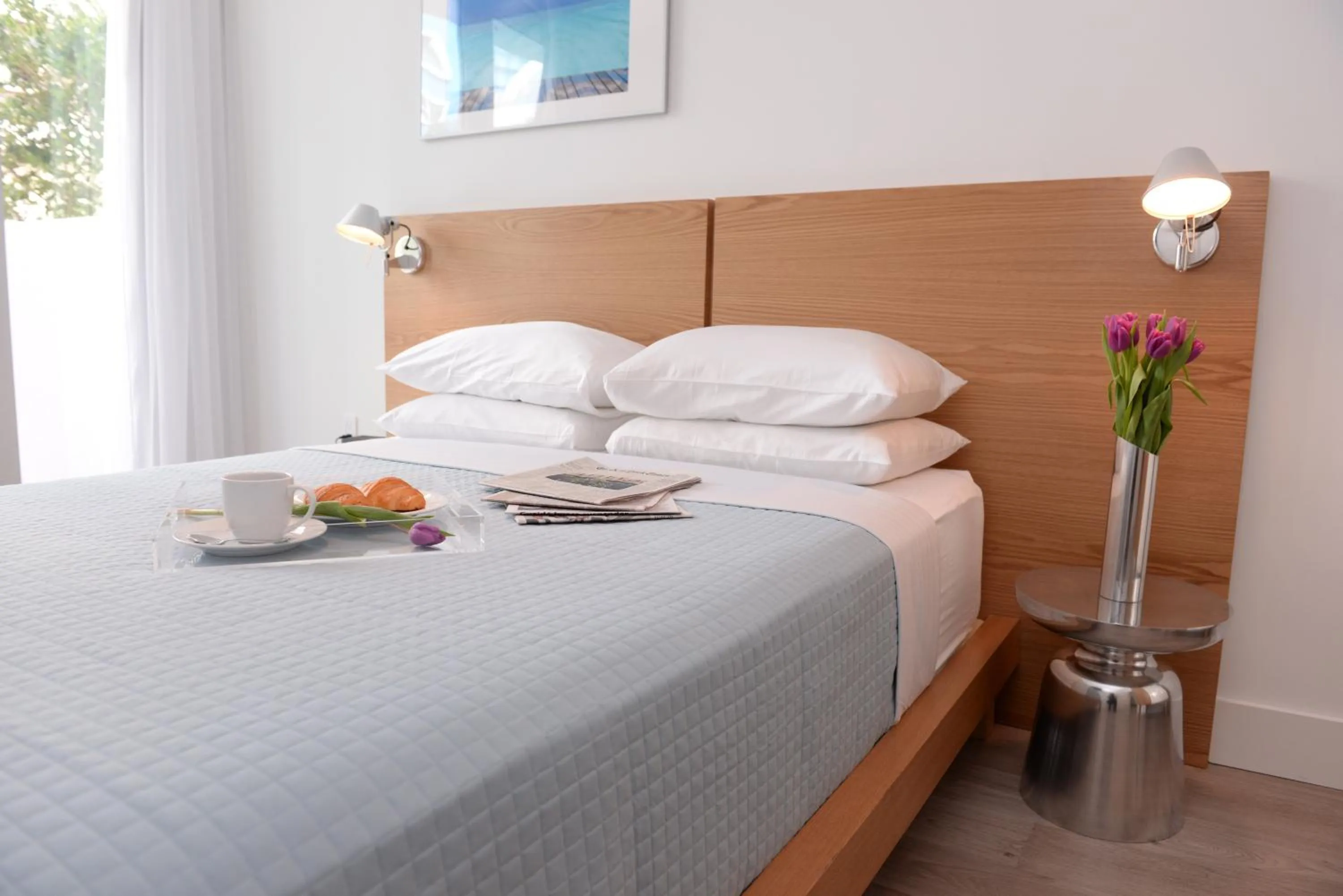 Urban Studio with Kitchenette and Standing Balcony in 6080 Design Hotel by Eskape Collection