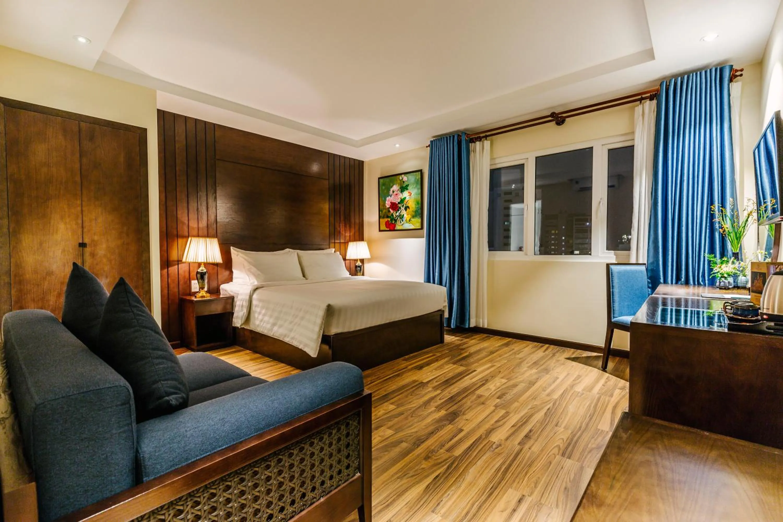 Suite Room in Roseland Sweet Hotel