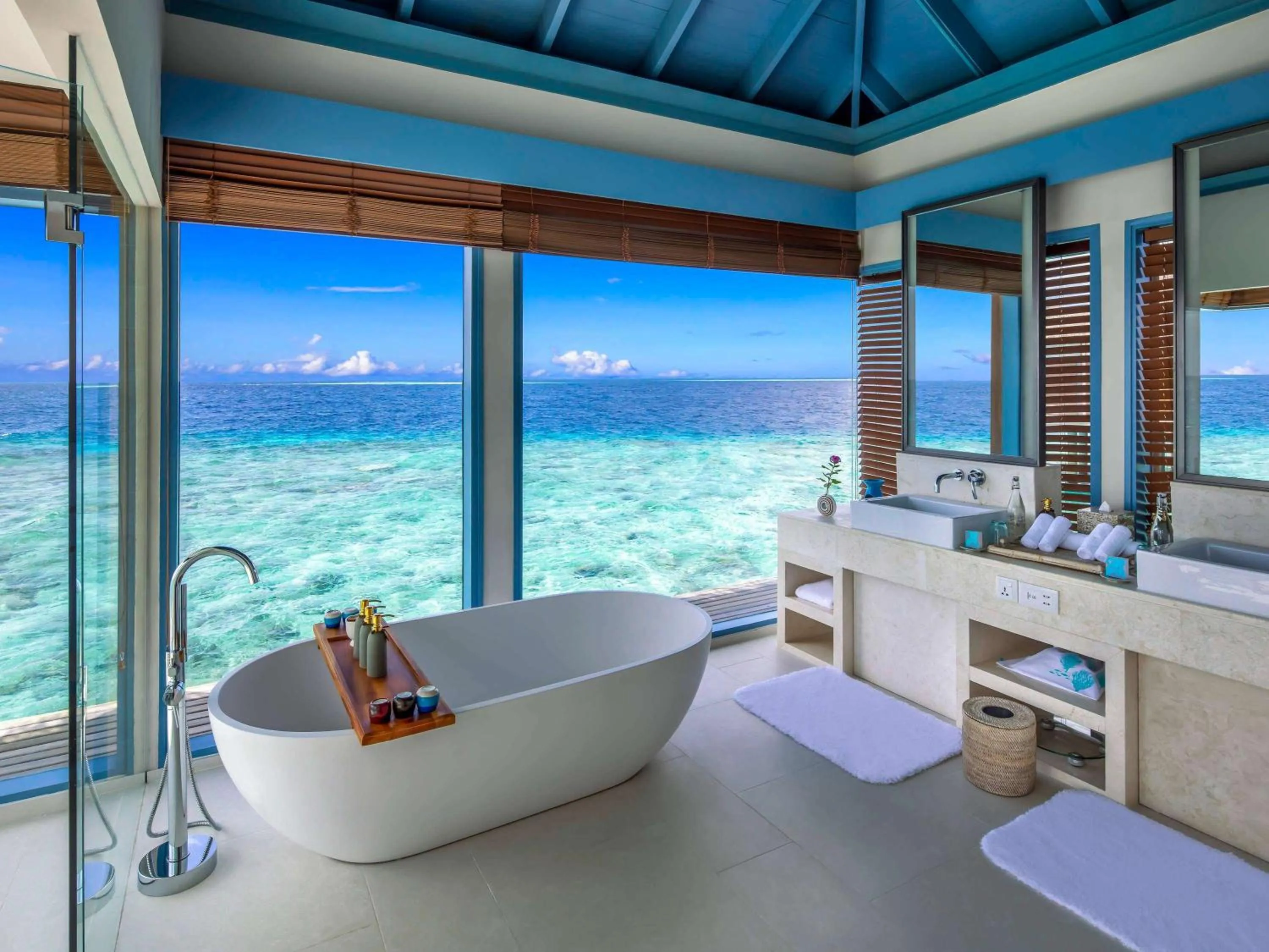 Two-Bedroom Overwater Residence in Raffles Maldives Meradhoo