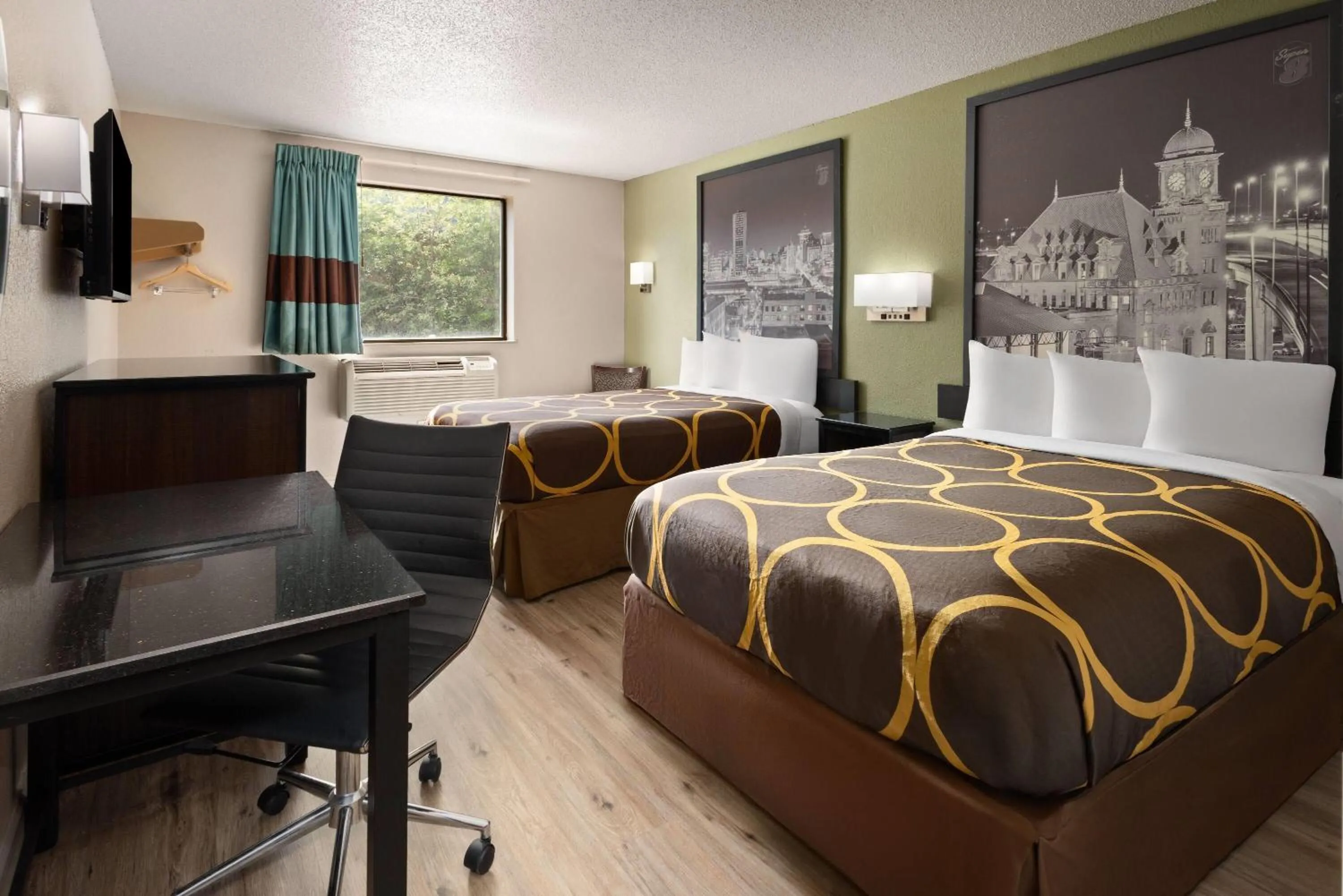 Deluxe Double Room with Two Double Beds - Non-Smoking in Super 8 by Wyndham Richmond Midlothian Turnpike