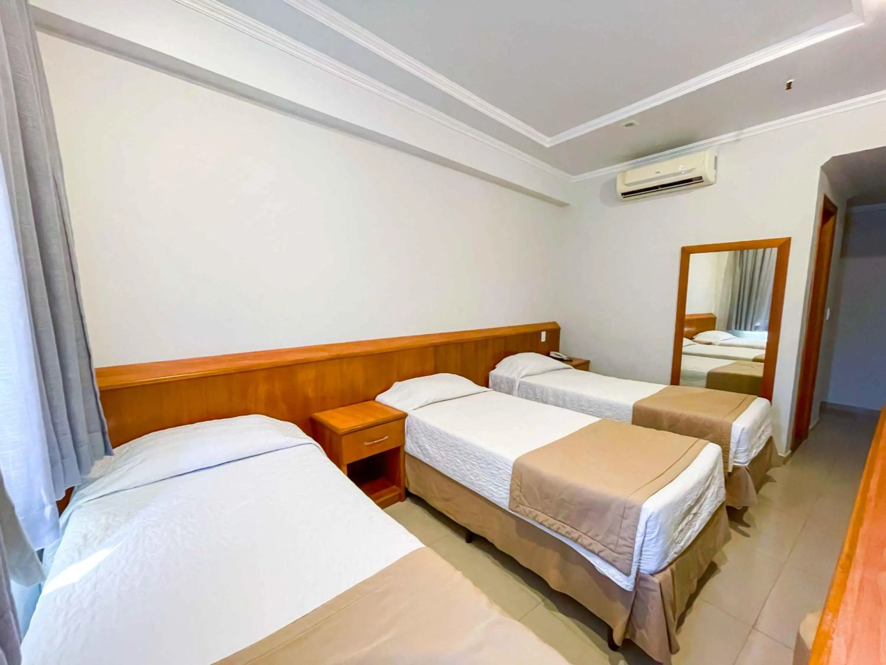 Basic Triple Room in Saionara Hotel