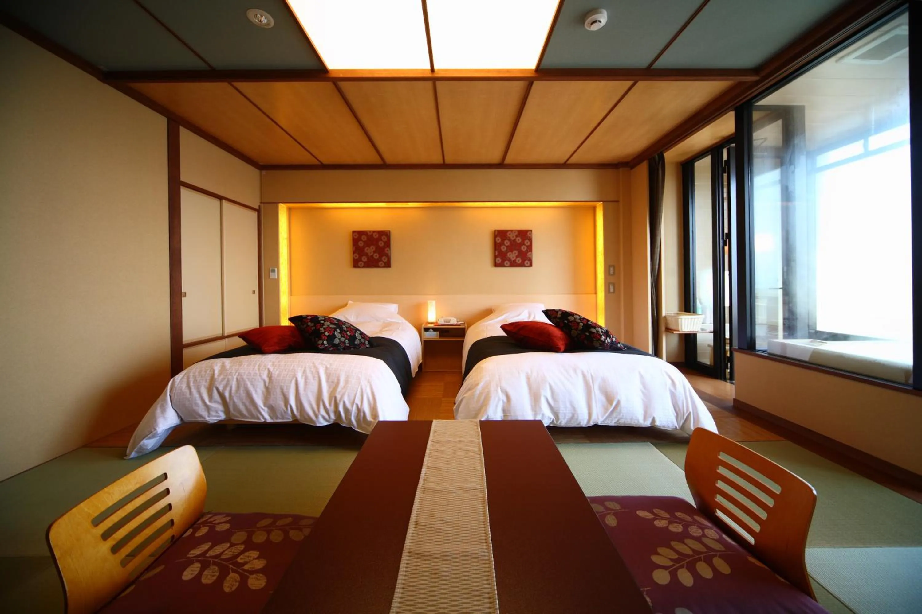 Comfort Quadruple Room in Biwako Ryokusuitei