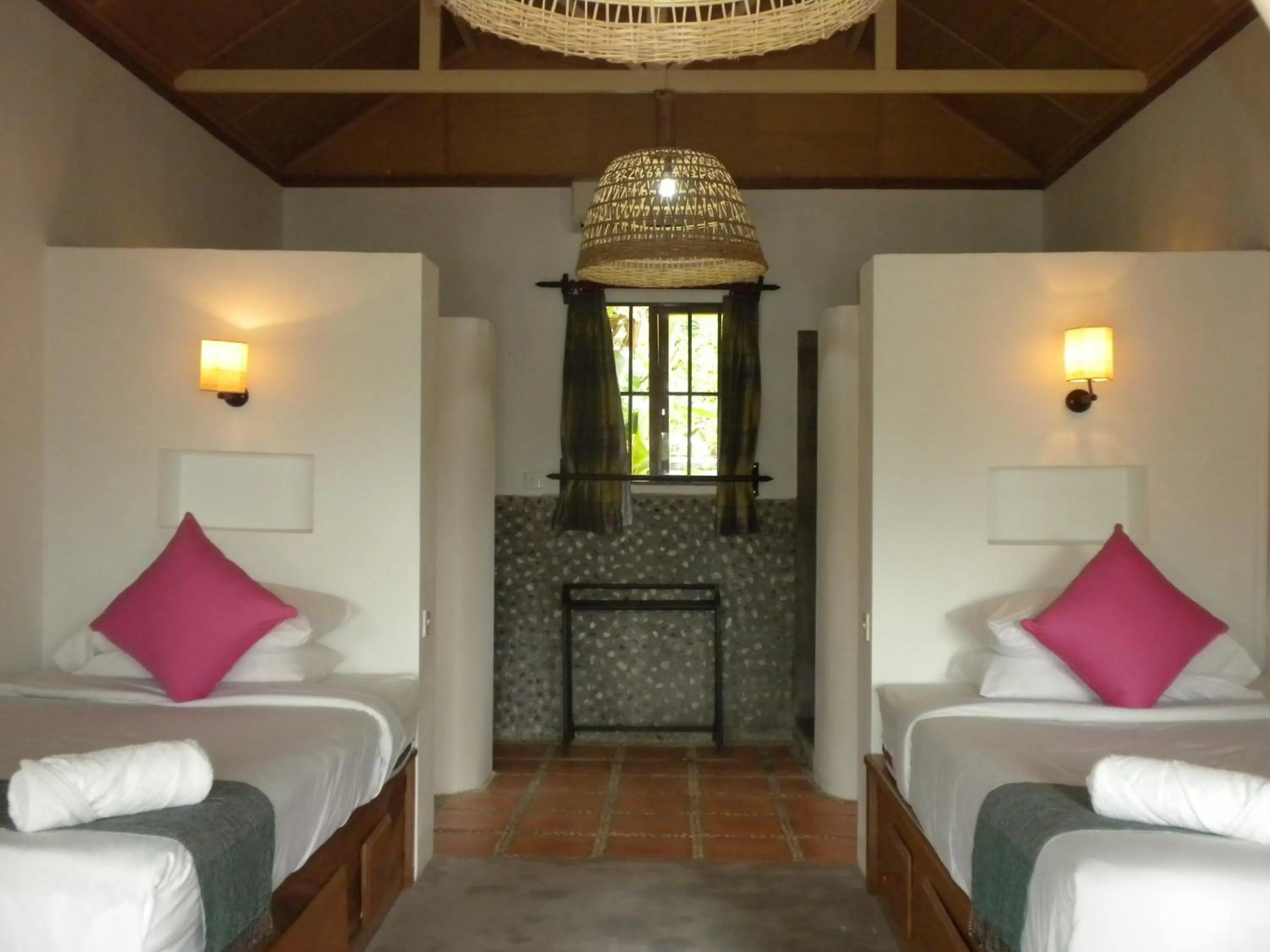 Superior Twin Bungalow in Raingsey Bungalow