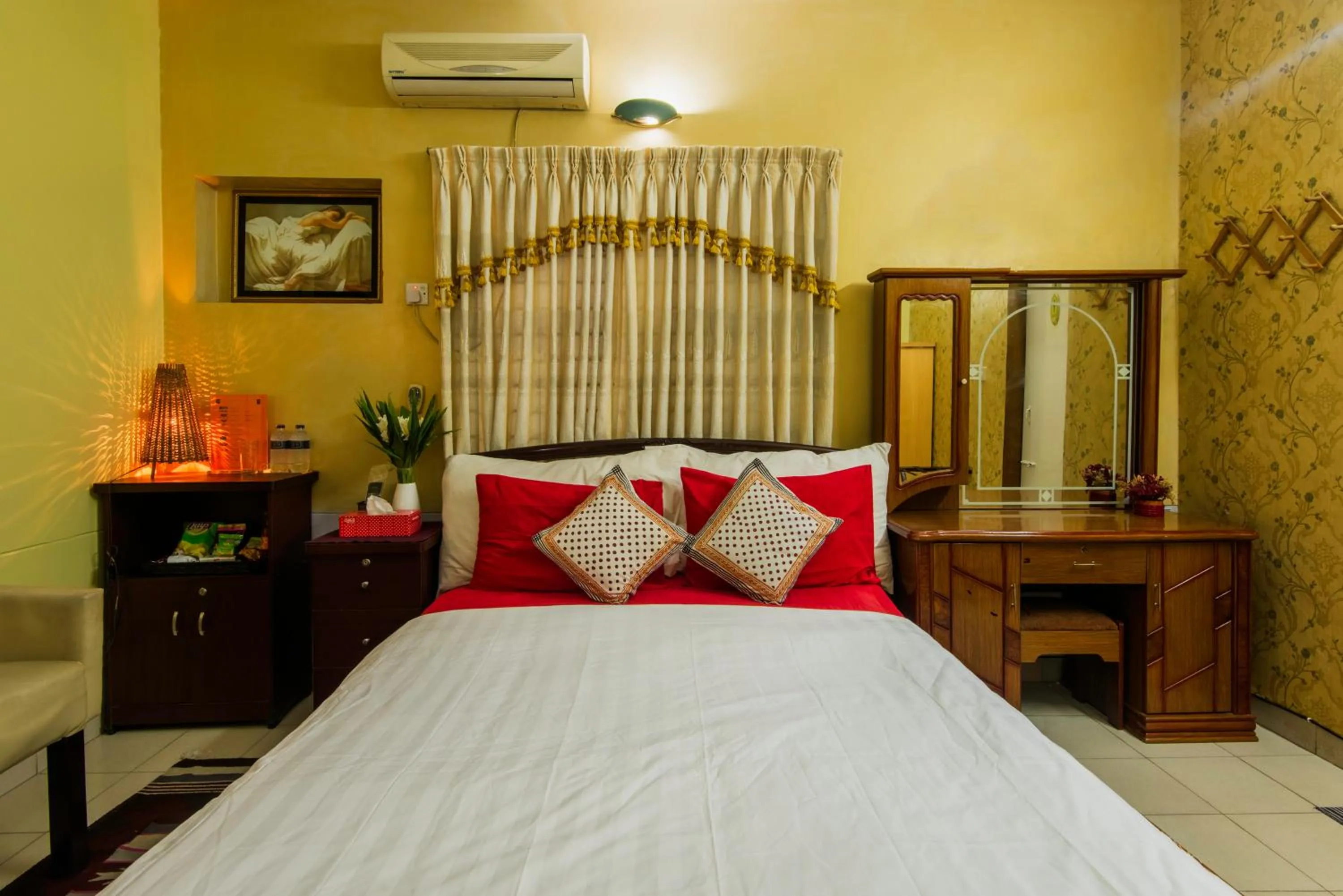 Deluxe Double Room - single occupancy in Babylon Hotel & Serviced Apartment