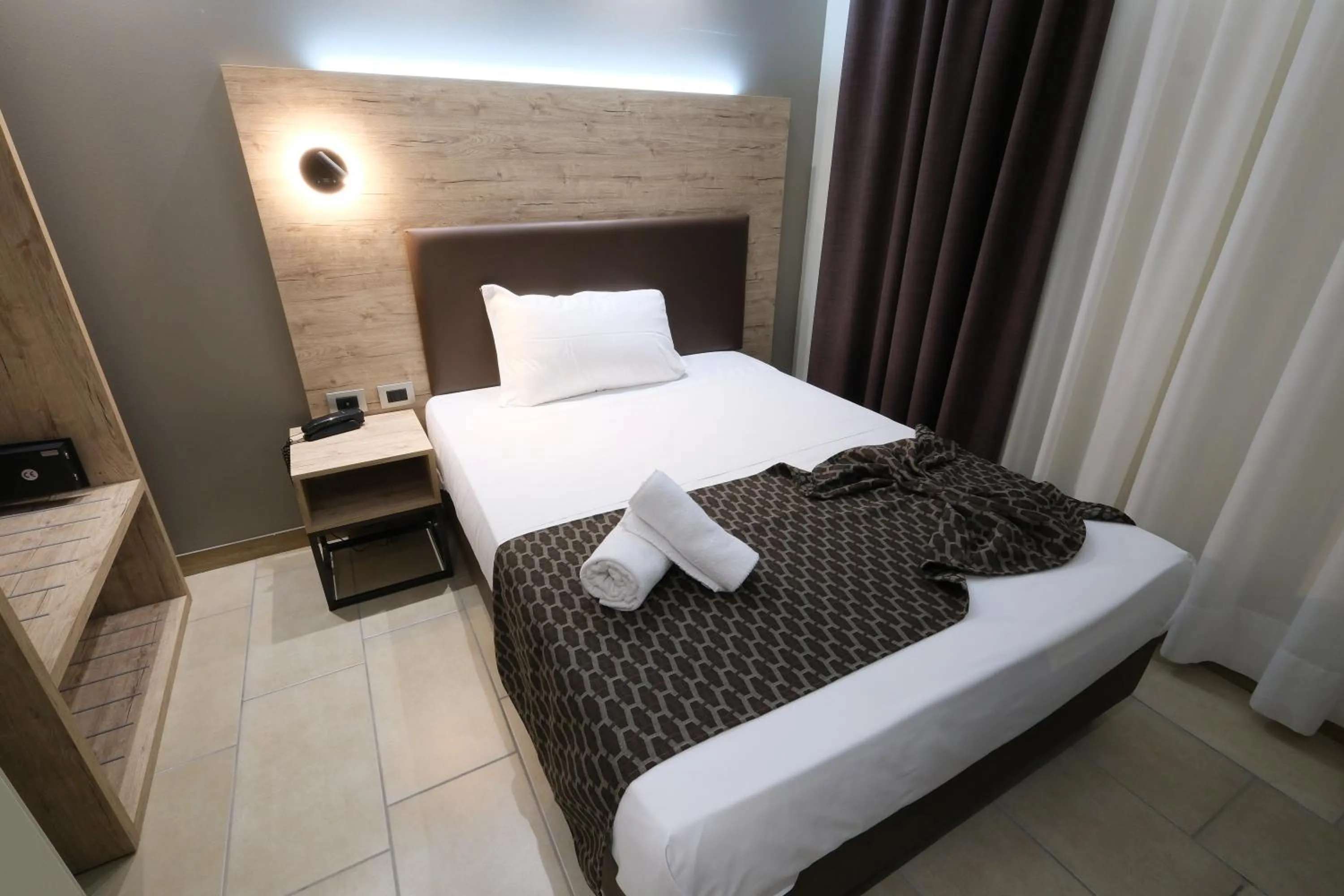 Deluxe Single Room in Hotel Giacosa