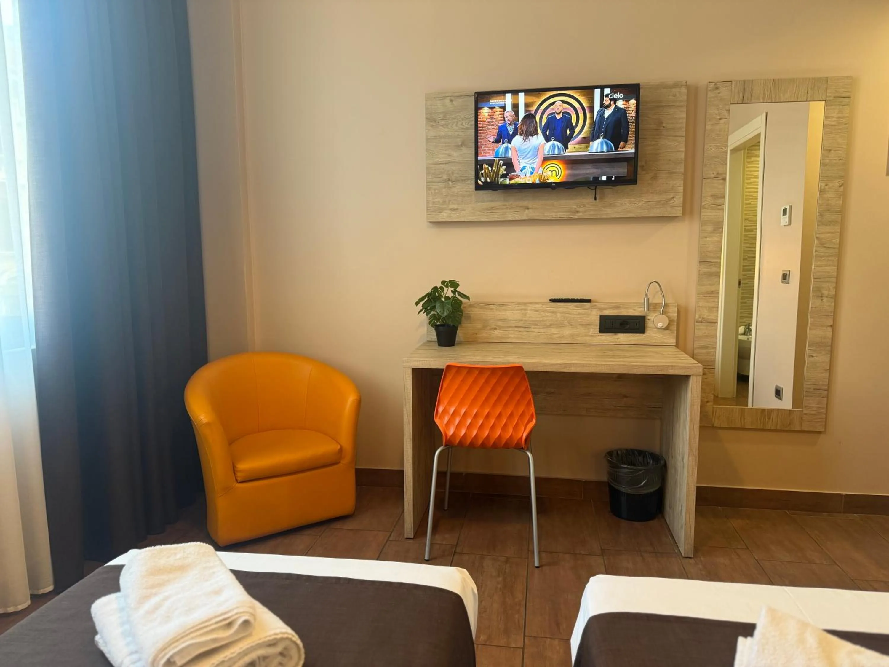 Large Twin Room in Hotel Giacosa