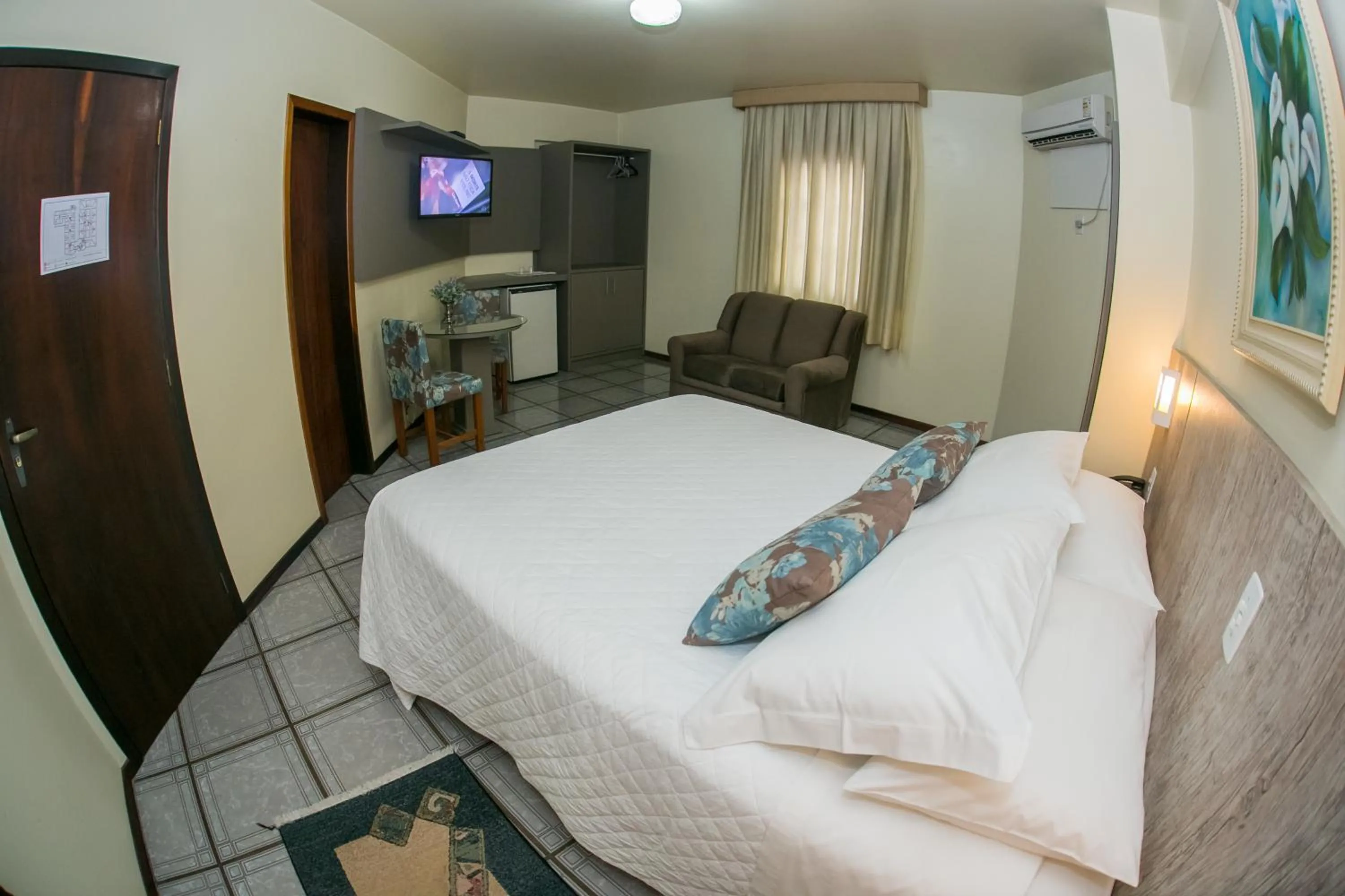 Superior Double Room in Hotel Apolo XVI